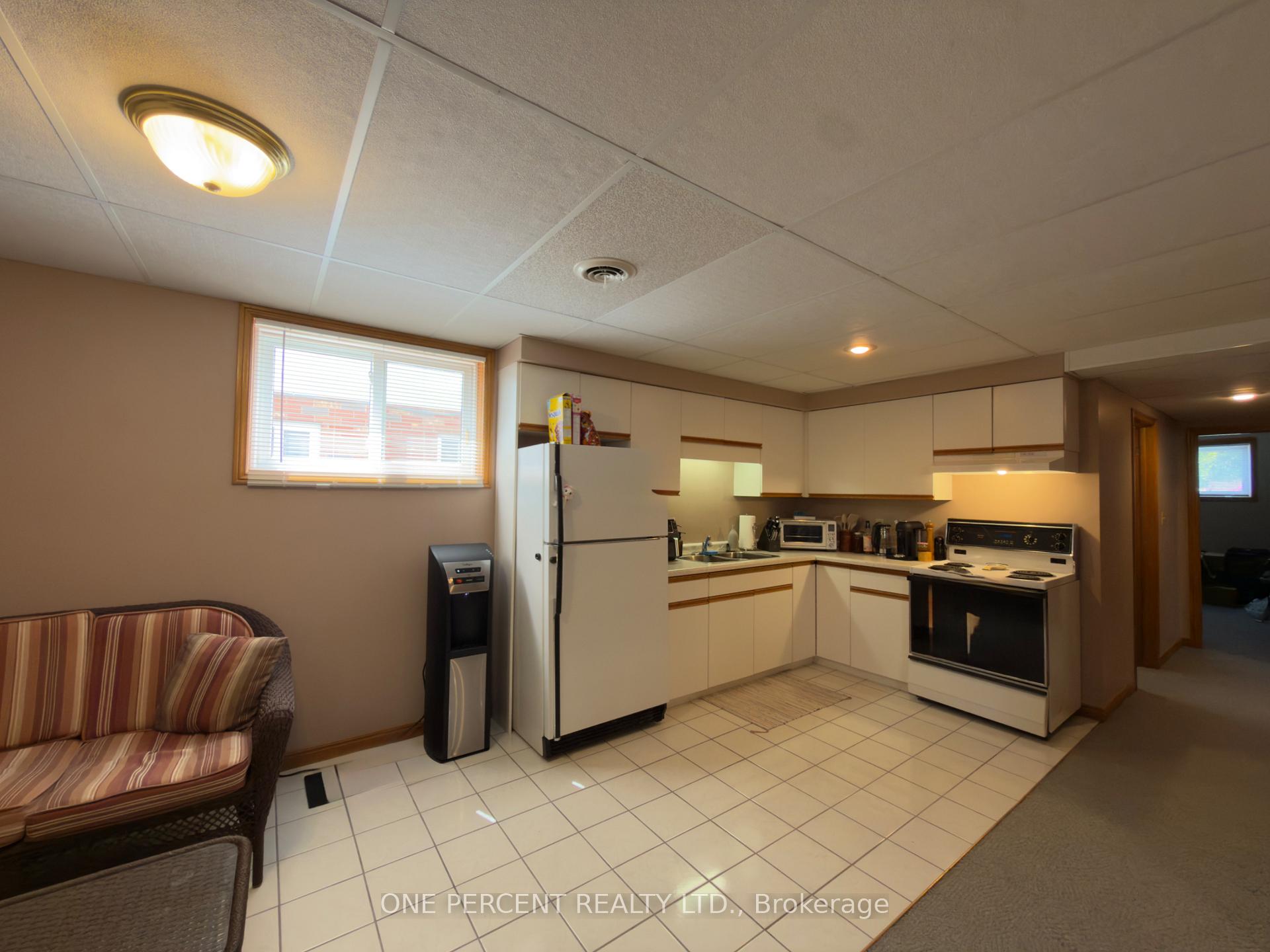 Photo 14 of 7476 Monastery Drive, Niagara Falls, Mt. Carmel — HOMEH