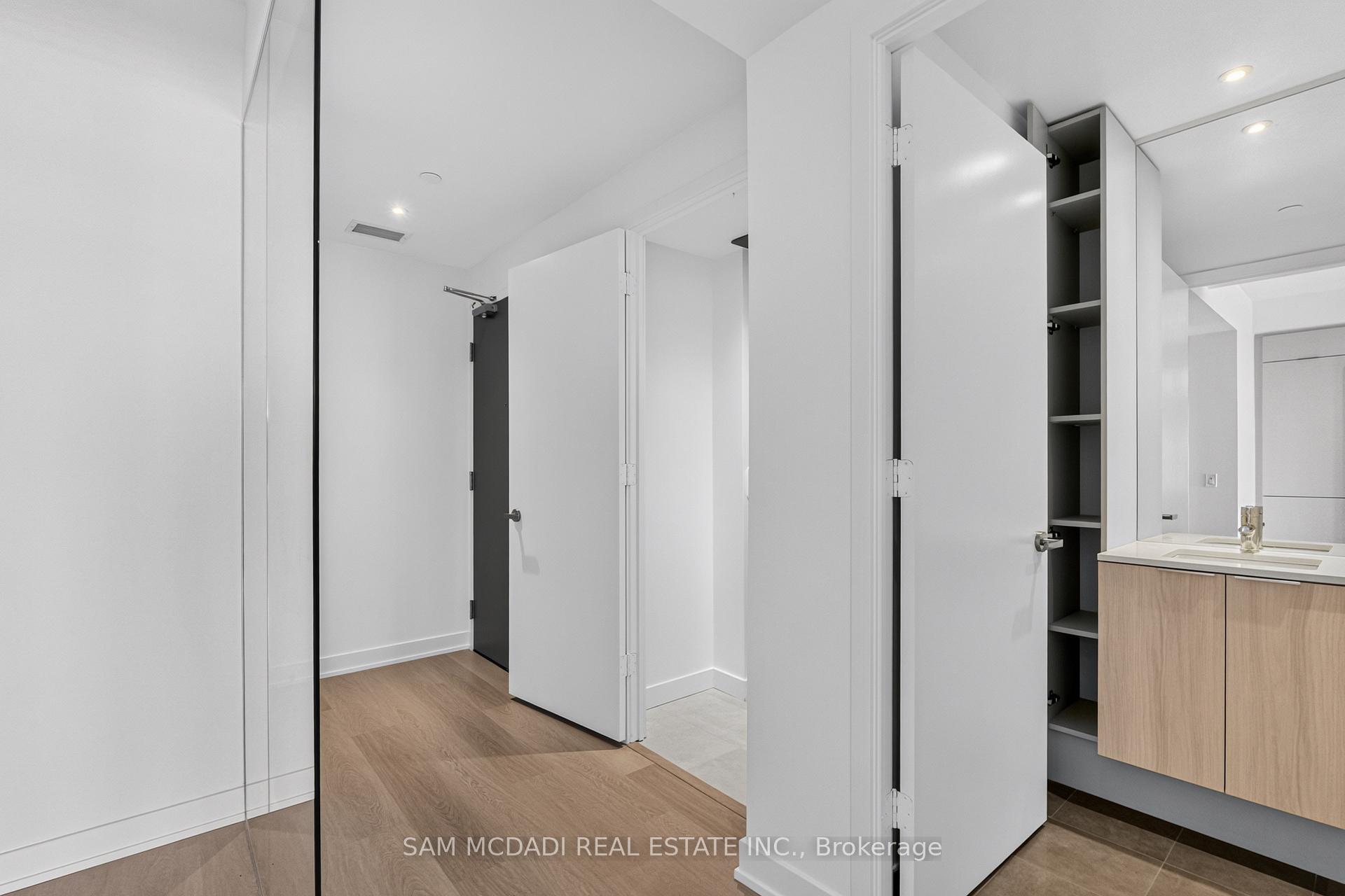 Photo 8 of Unit 6606, 448 Burnhamthorpe Road, Mississauga, City Centre — HOMEH