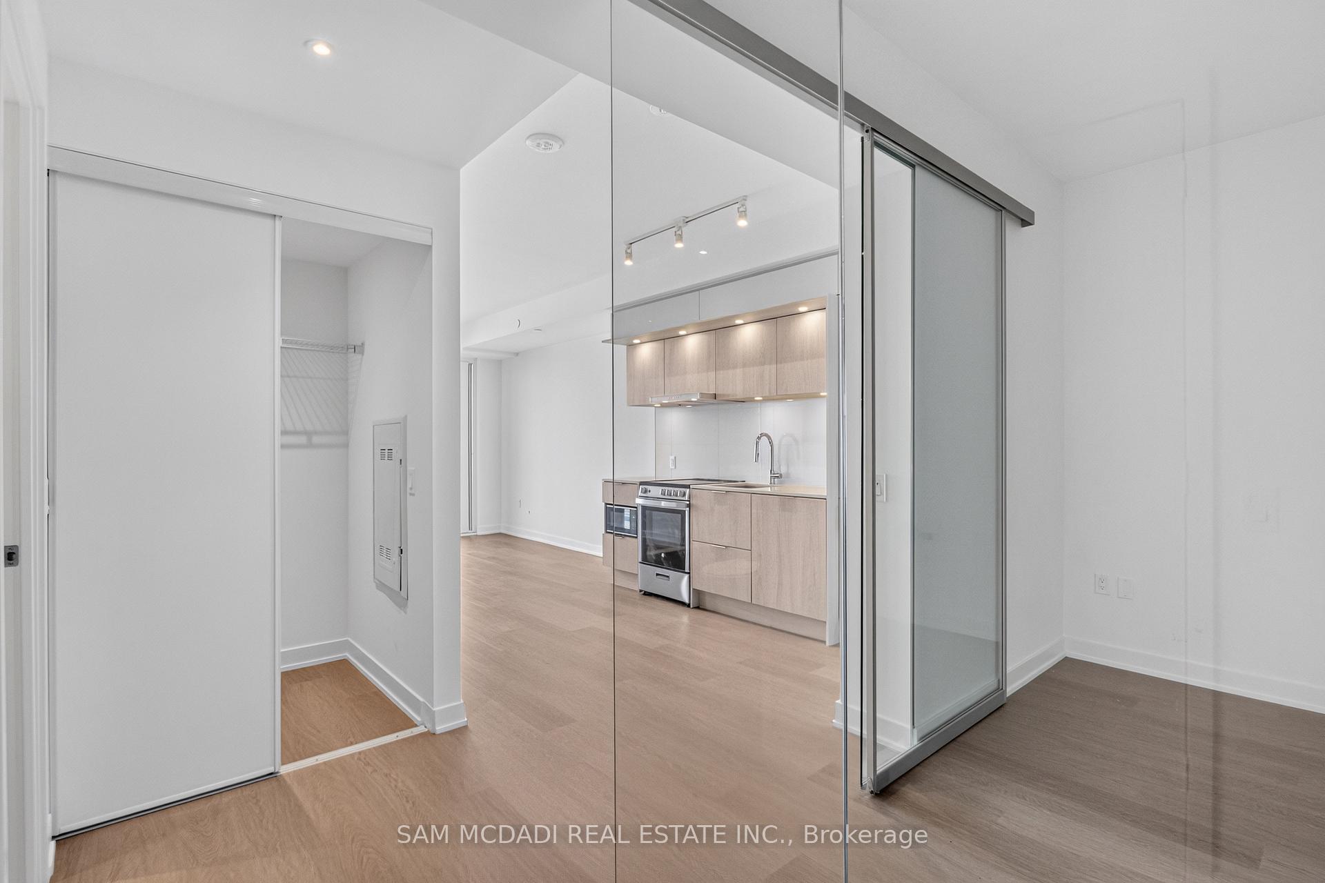 Photo 12 of Unit 6606, 448 Burnhamthorpe Road, Mississauga, City Centre — HOMEH