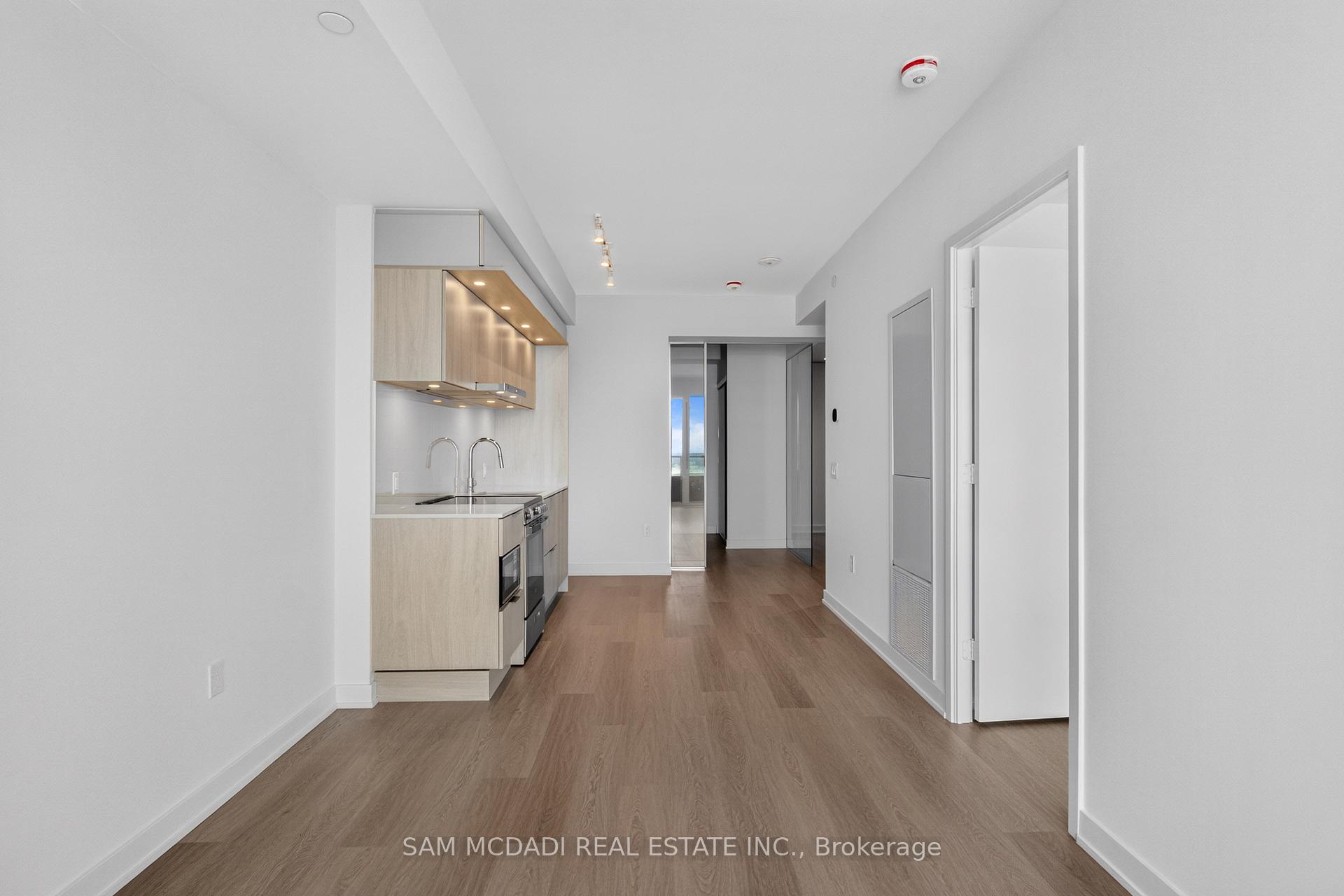 Photo 22 of Unit 6606, 448 Burnhamthorpe Road, Mississauga, City Centre — HOMEH