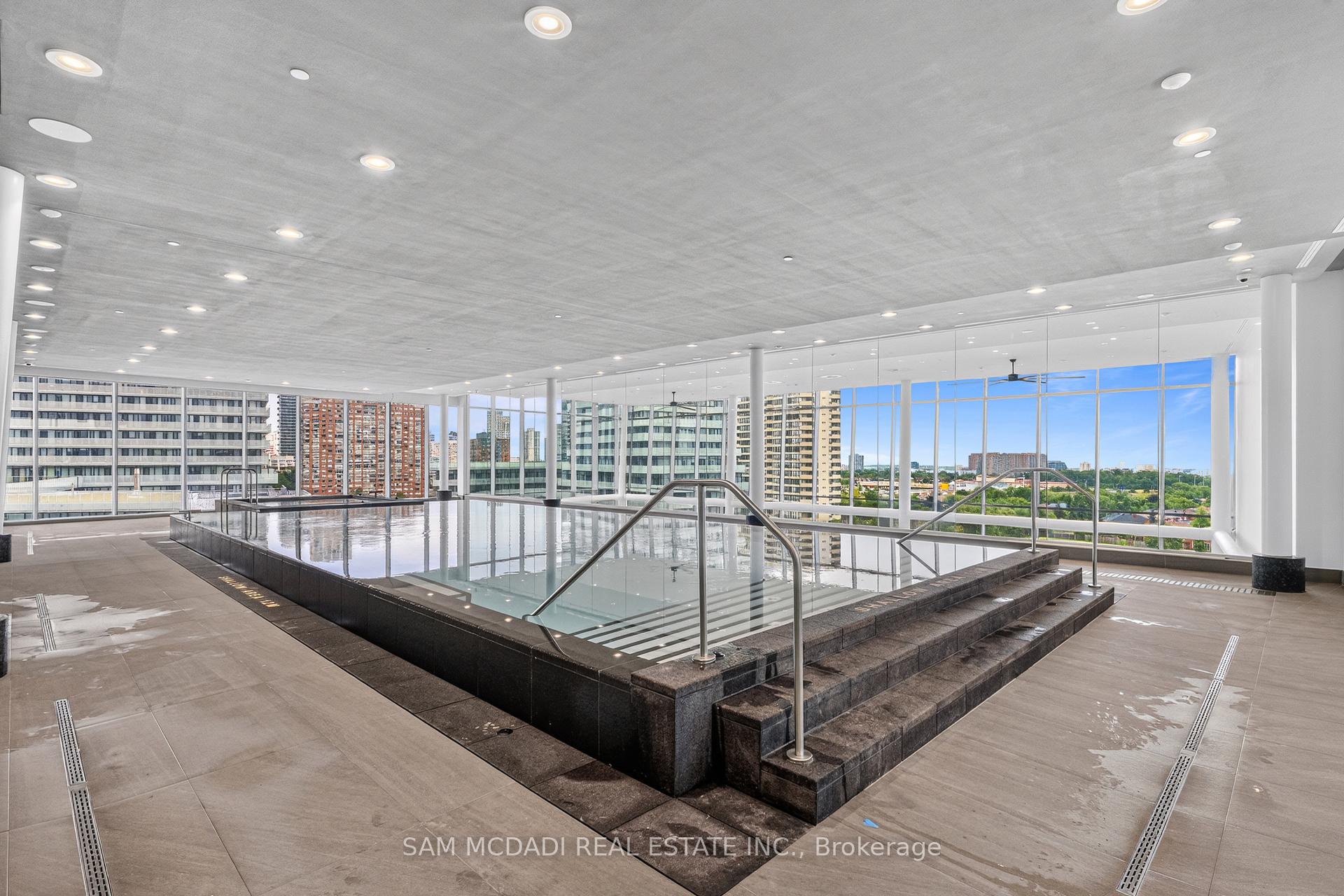 Photo 49 of Unit 6606, 448 Burnhamthorpe Road, Mississauga, City Centre — HOMEH
