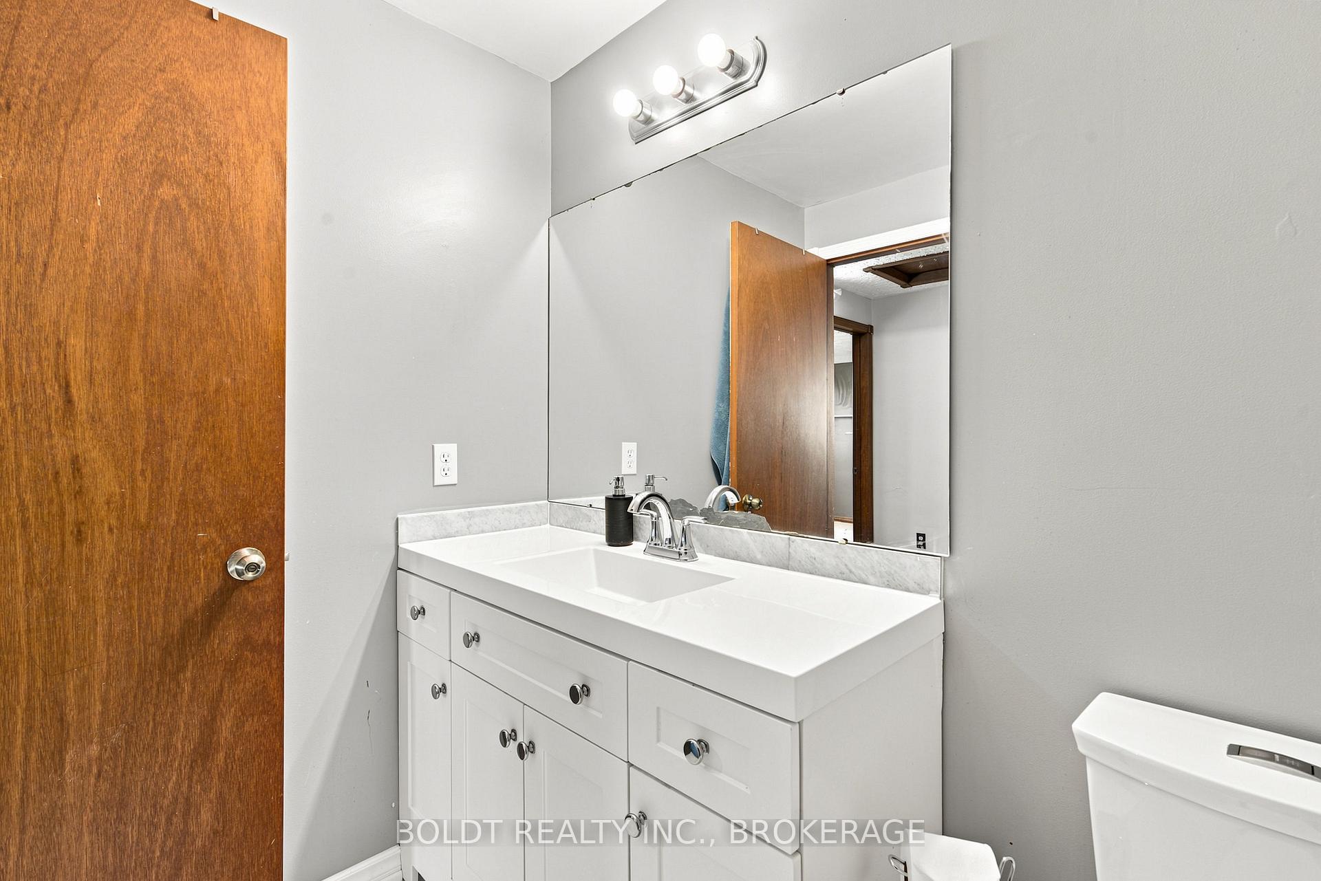Photo 27 of 44 Culligan Crescent, Thorold, Confederation Heights — HOMEH