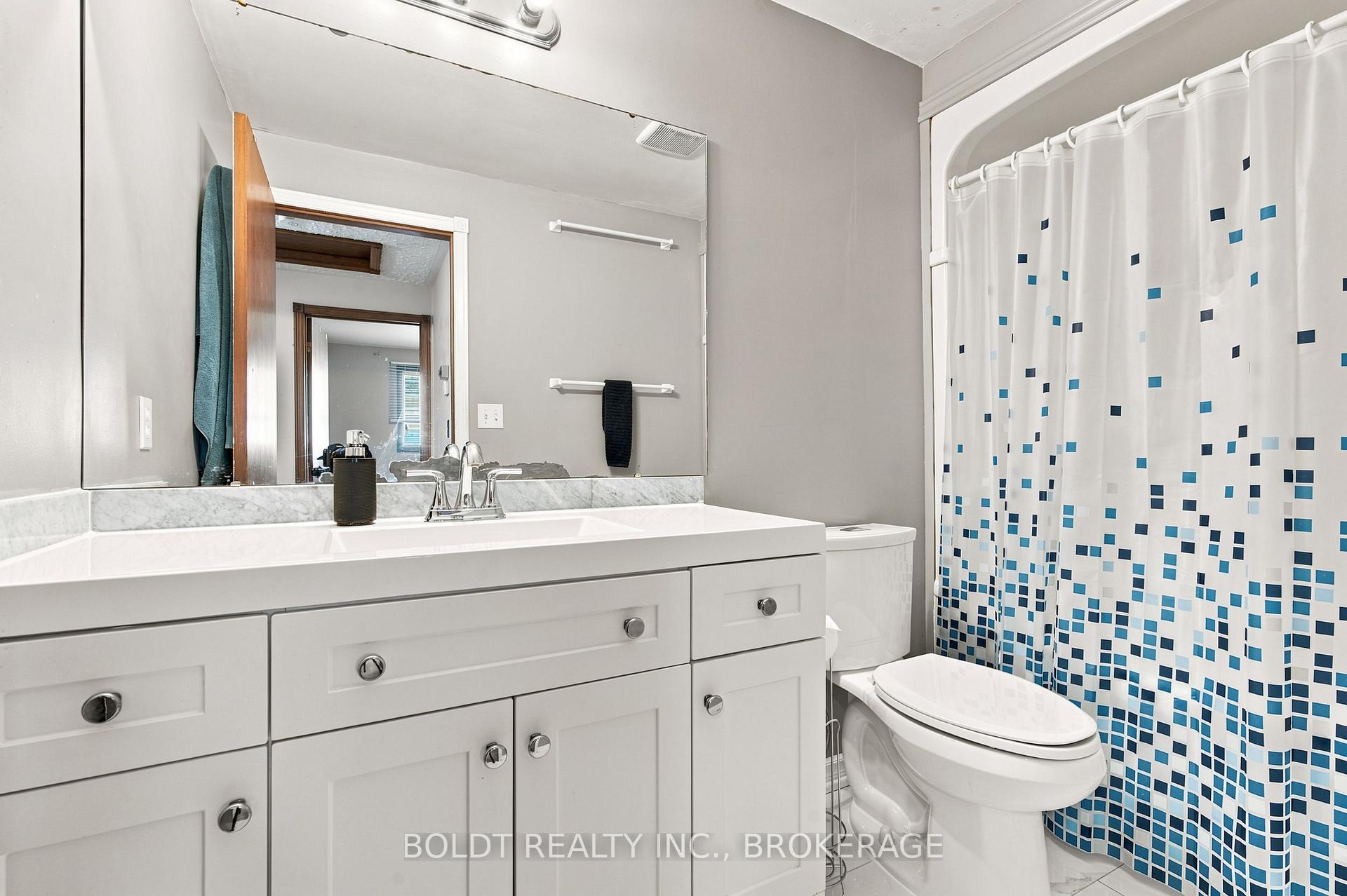 Photo 28 of 44 Culligan Crescent, Thorold, Confederation Heights — HOMEH
