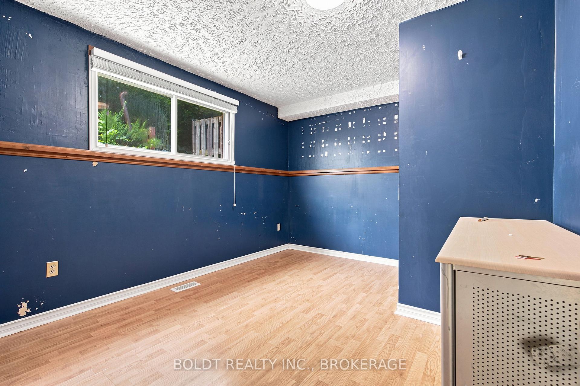 Photo 33 of 44 Culligan Crescent, Thorold, Confederation Heights — HOMEH