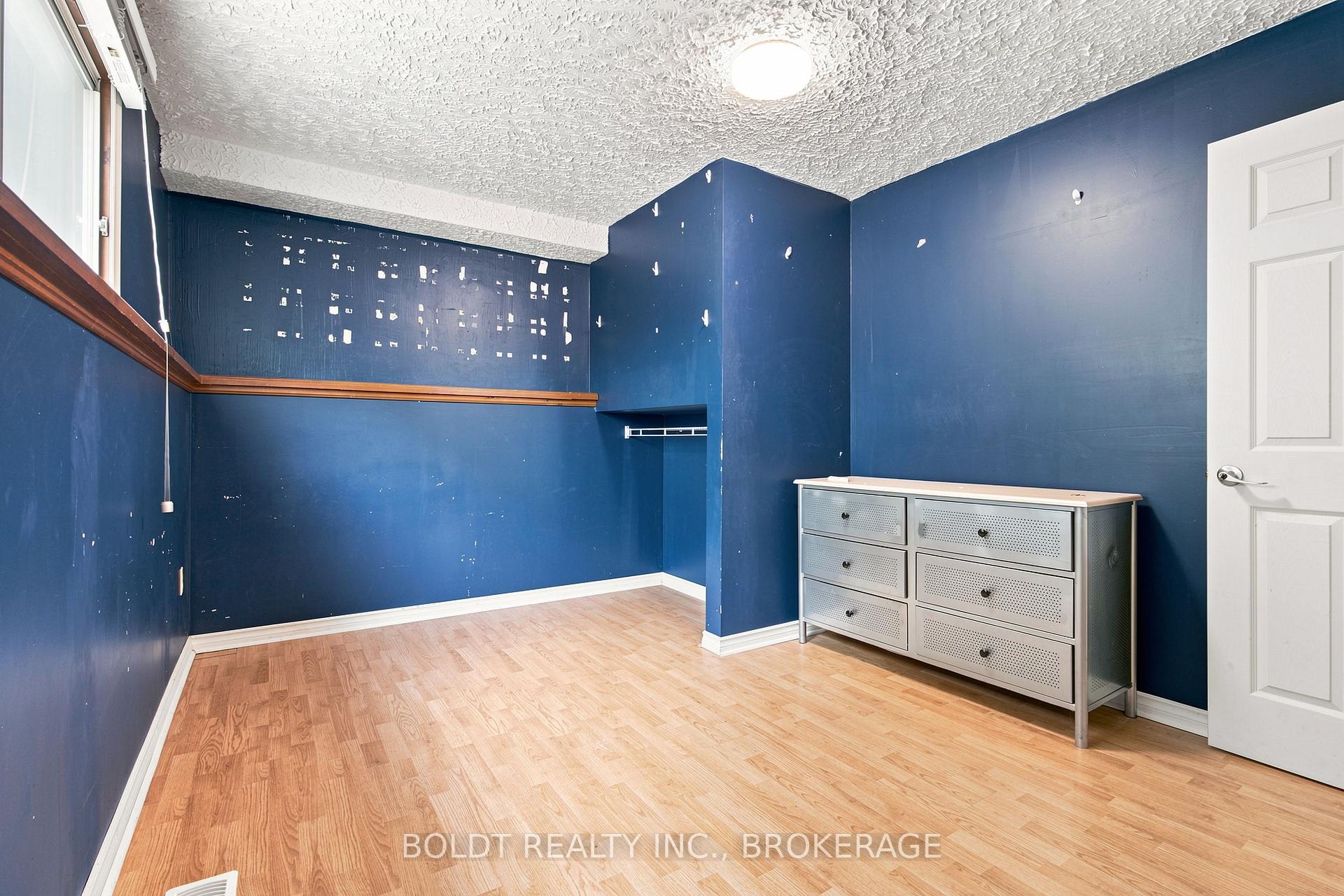 Photo 34 of 44 Culligan Crescent, Thorold, Confederation Heights — HOMEH