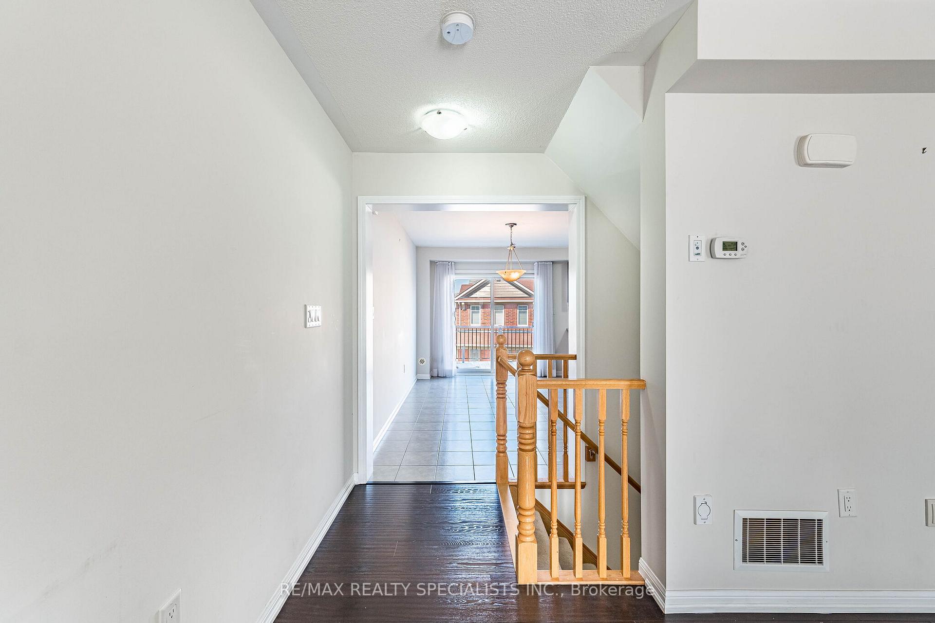 Photo 14 of 6 Agricola Road, Brampton, Northwest Brampton — HOMEH