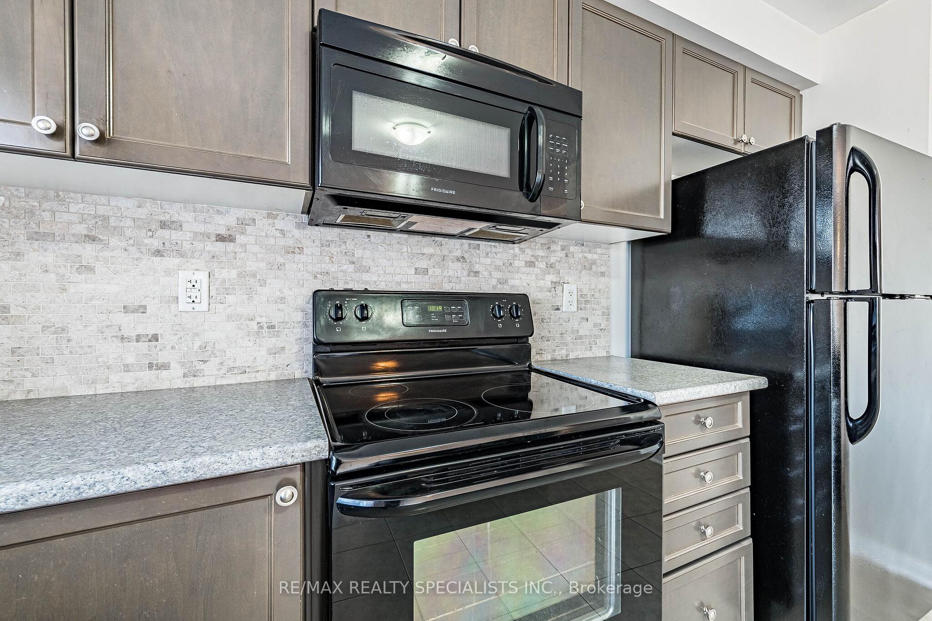 Photo 18 of 6 Agricola Road, Brampton, Northwest Brampton — HOMEH