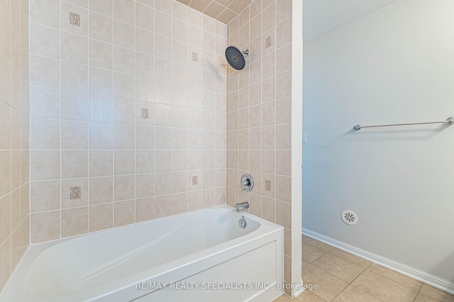 Photo 37 of 6 Agricola Road, Brampton, Northwest Brampton — HOMEH