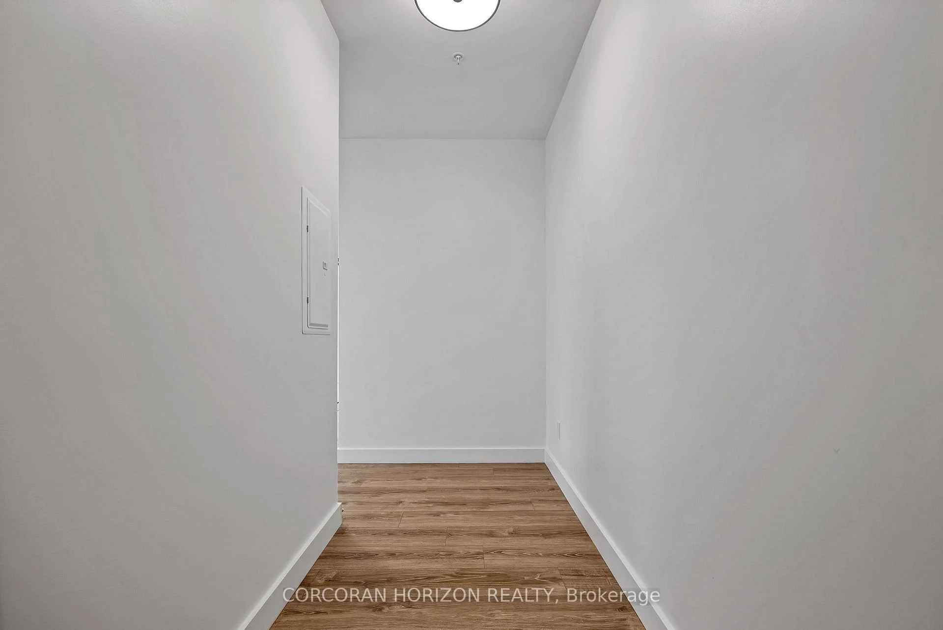 Photo 5 of Unit 901, 50 Grand Avenue S, Cambridge, Downtown Cambridge — HOMEH