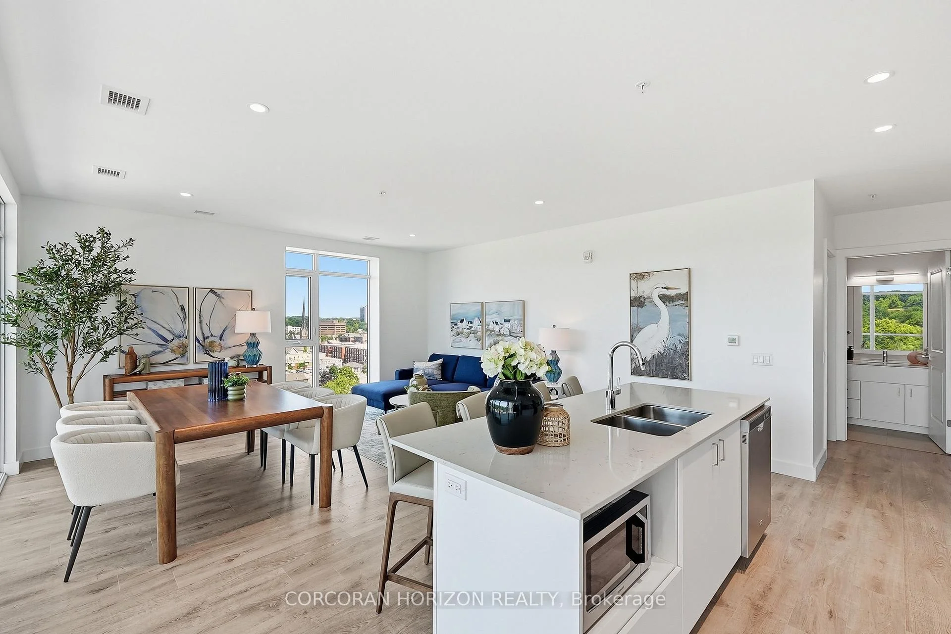 Photo 6 of Unit 901, 50 Grand Avenue S, Cambridge, Downtown Cambridge — HOMEH