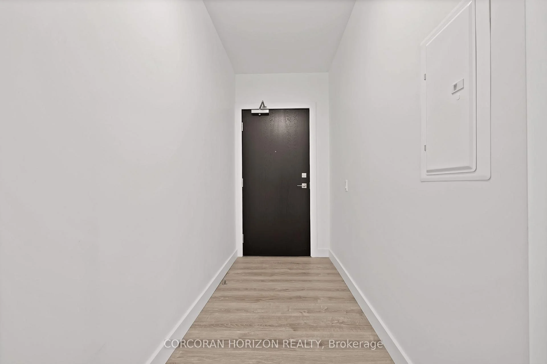 Photo 8 of Unit 901, 50 Grand Avenue S, Cambridge, Downtown Cambridge — HOMEH