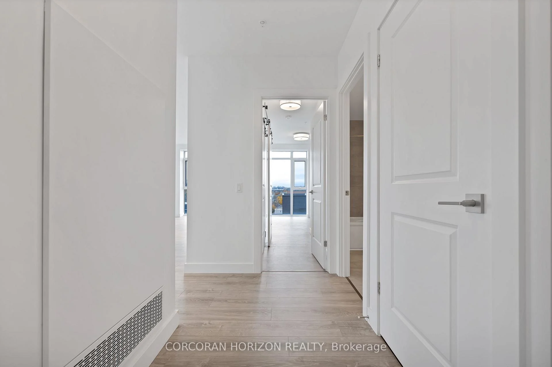Photo 11 of Unit 901, 50 Grand Avenue S, Cambridge, Downtown Cambridge — HOMEH