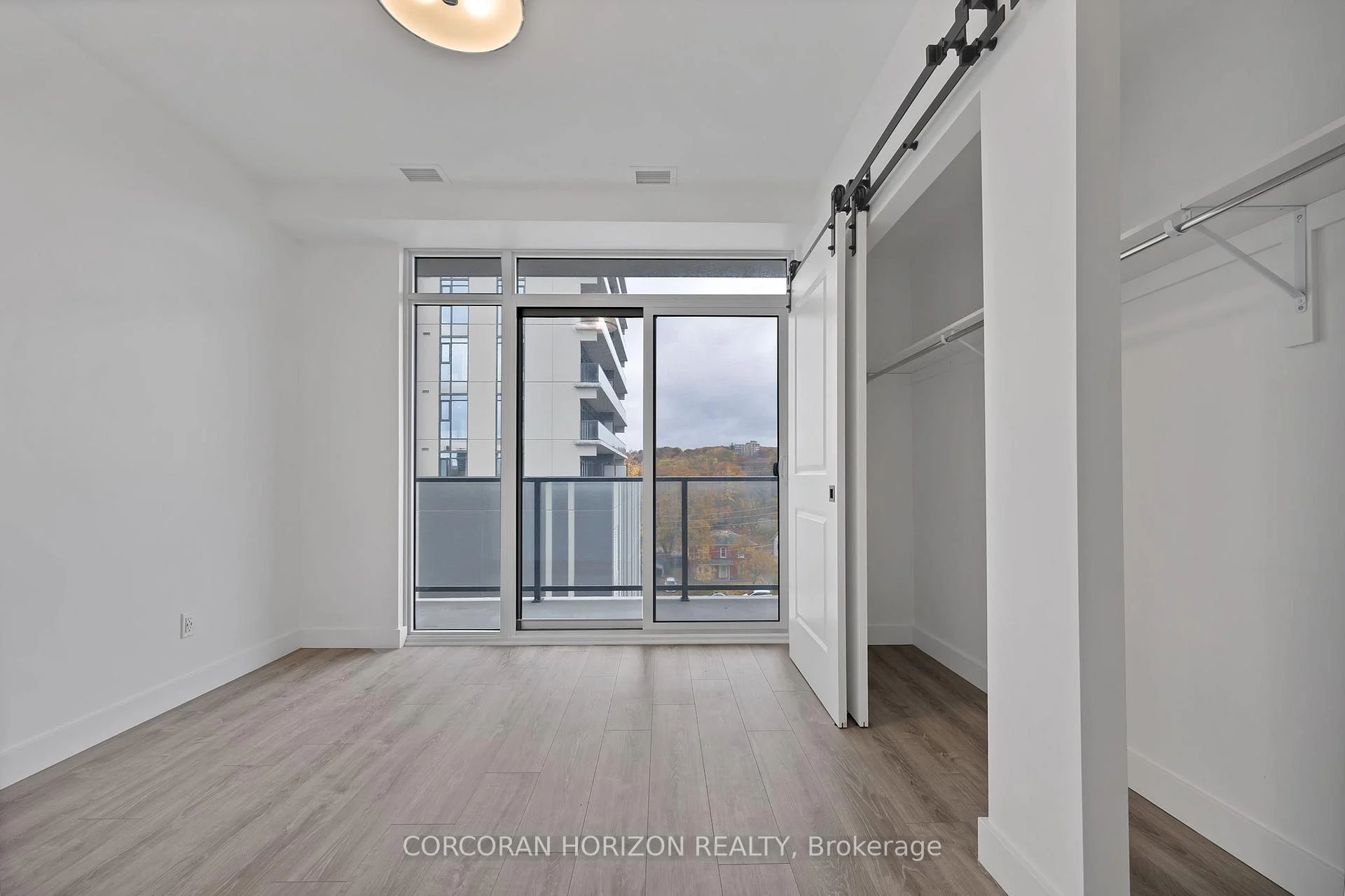 Photo 23 of Unit 901, 50 Grand Avenue S, Cambridge, Downtown Cambridge — HOMEH