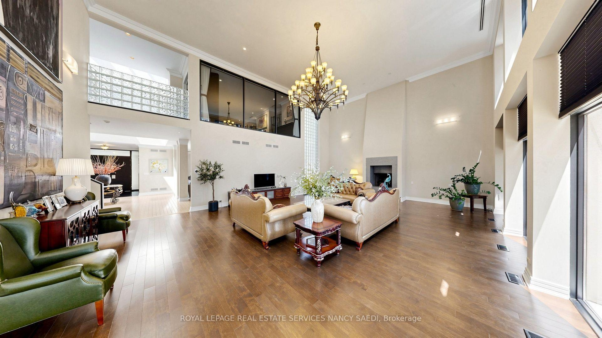 Photo 16 of 5 Abrams Place, North York, St. Andrew-Windfields — HOMEH