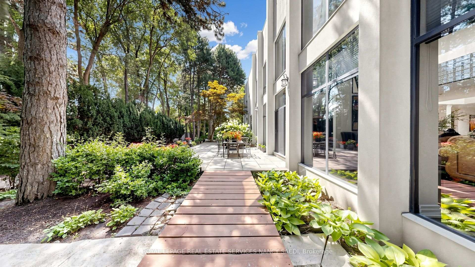 Photo 42 of 5 Abrams Place, North York, St. Andrew-Windfields — HOMEH