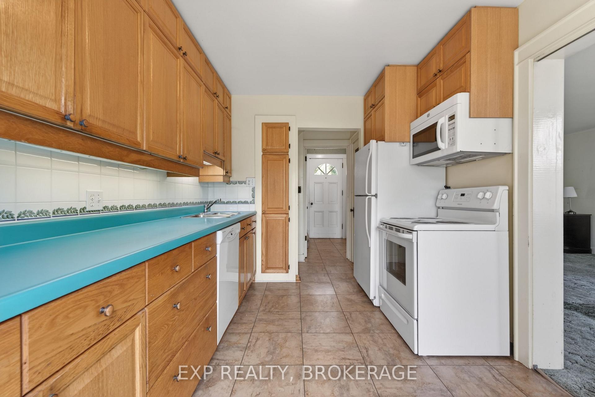 Photo 10 of 11 Carruthers Avenue, Kingston, Central City East — HOMEH