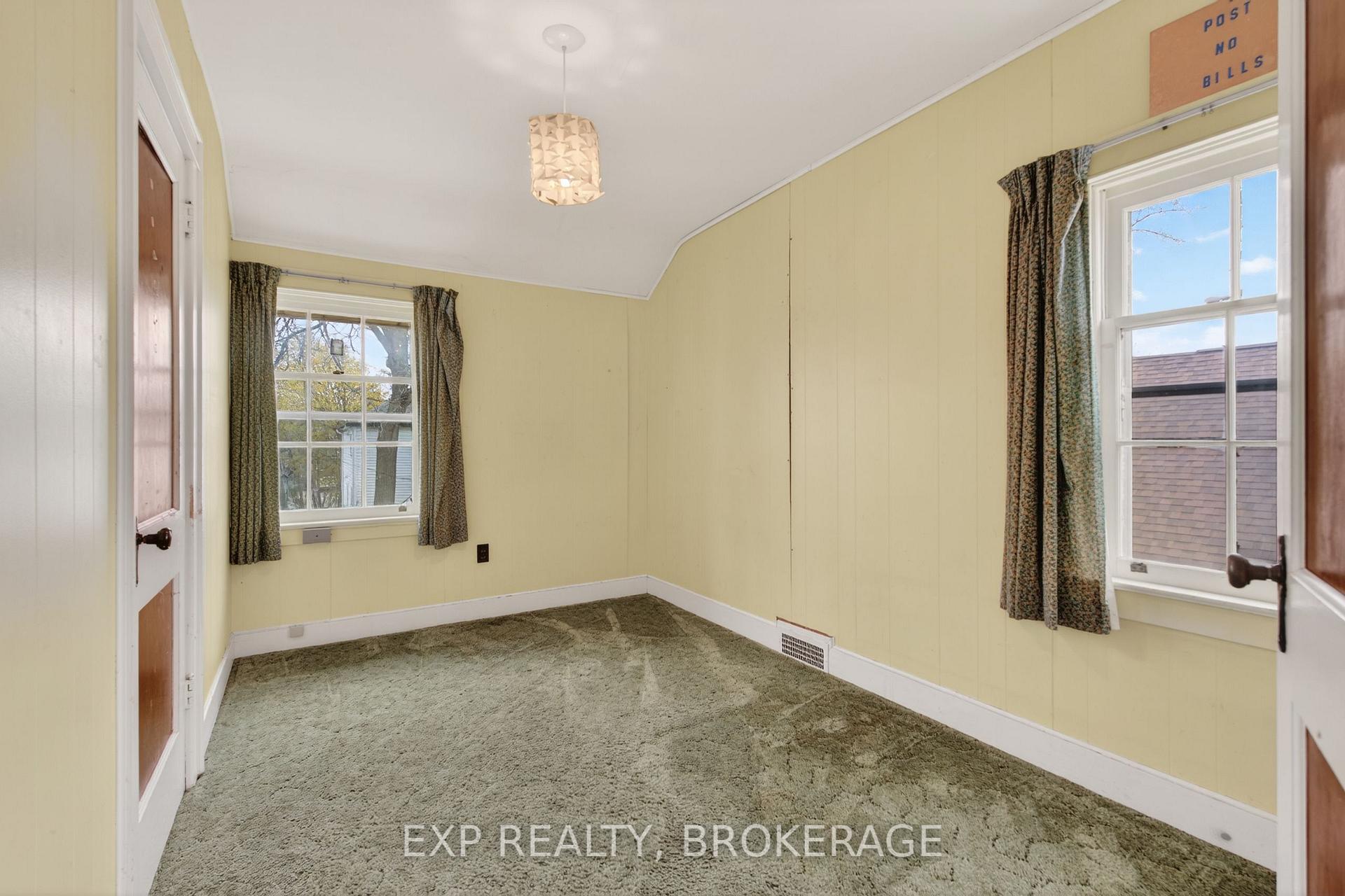 Photo 18 of 11 Carruthers Avenue, Kingston, Central City East — HOMEH