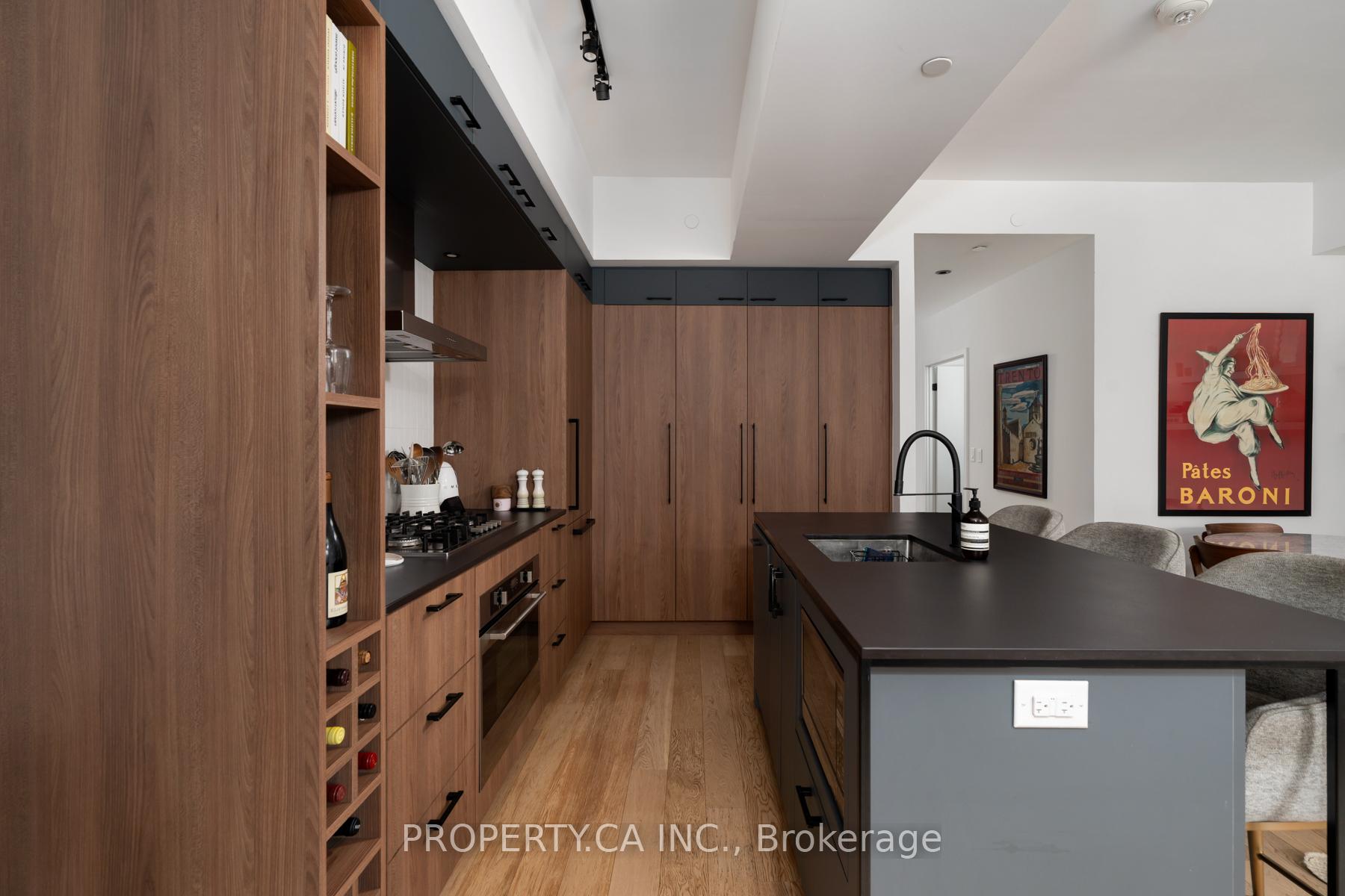 Photo 9 of Unit 302, 41 Dovercourt Road, Toronto, Niagara — HOMEH