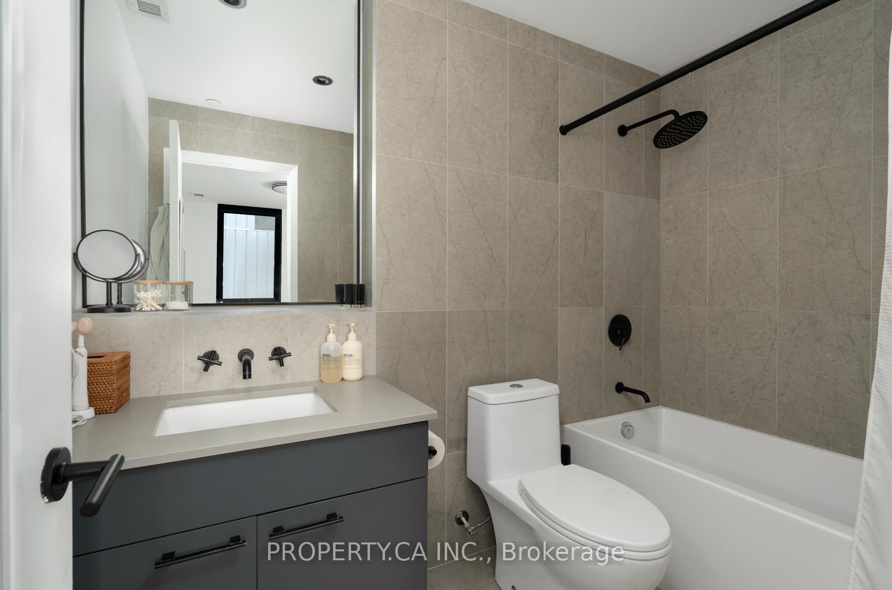 Photo 19 of Unit 302, 41 Dovercourt Road, Toronto, Niagara — HOMEH