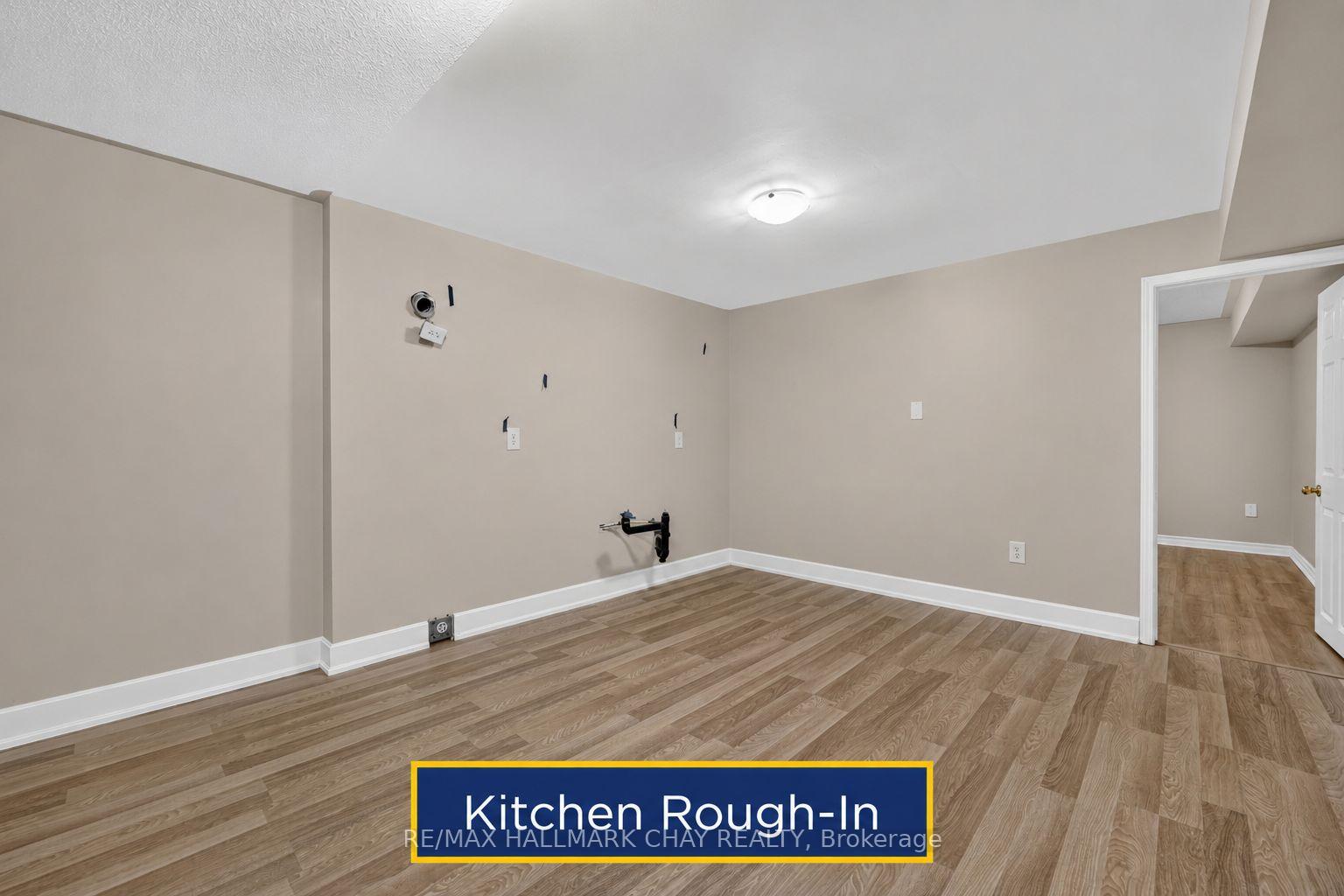 Photo 14 of 39 Hanmer Street E, Barrie, East Bayfield — HOMEH