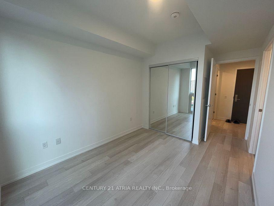 Photo 11 of Unit 608, 39 Roehampton Avenue, Toronto, Mount Pleasant West — HOMEH