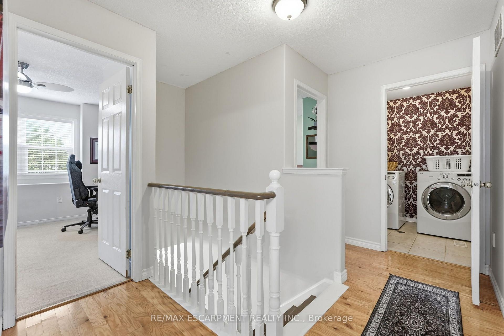 Photo 13 of 141 Cleghorn Drive, Hamilton, Binbrook — HOMEH