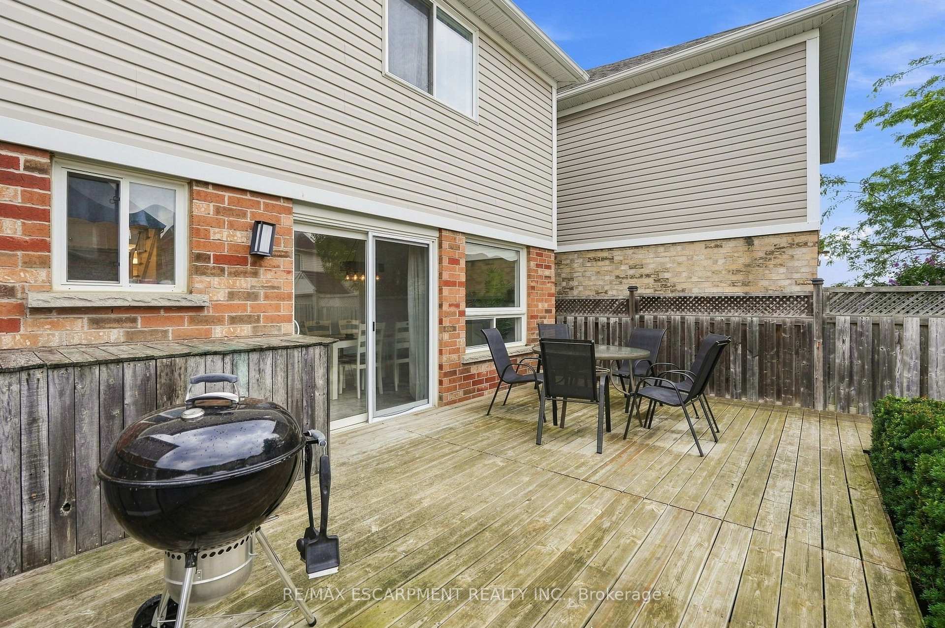 Photo 32 of 141 Cleghorn Drive, Hamilton, Binbrook — HOMEH