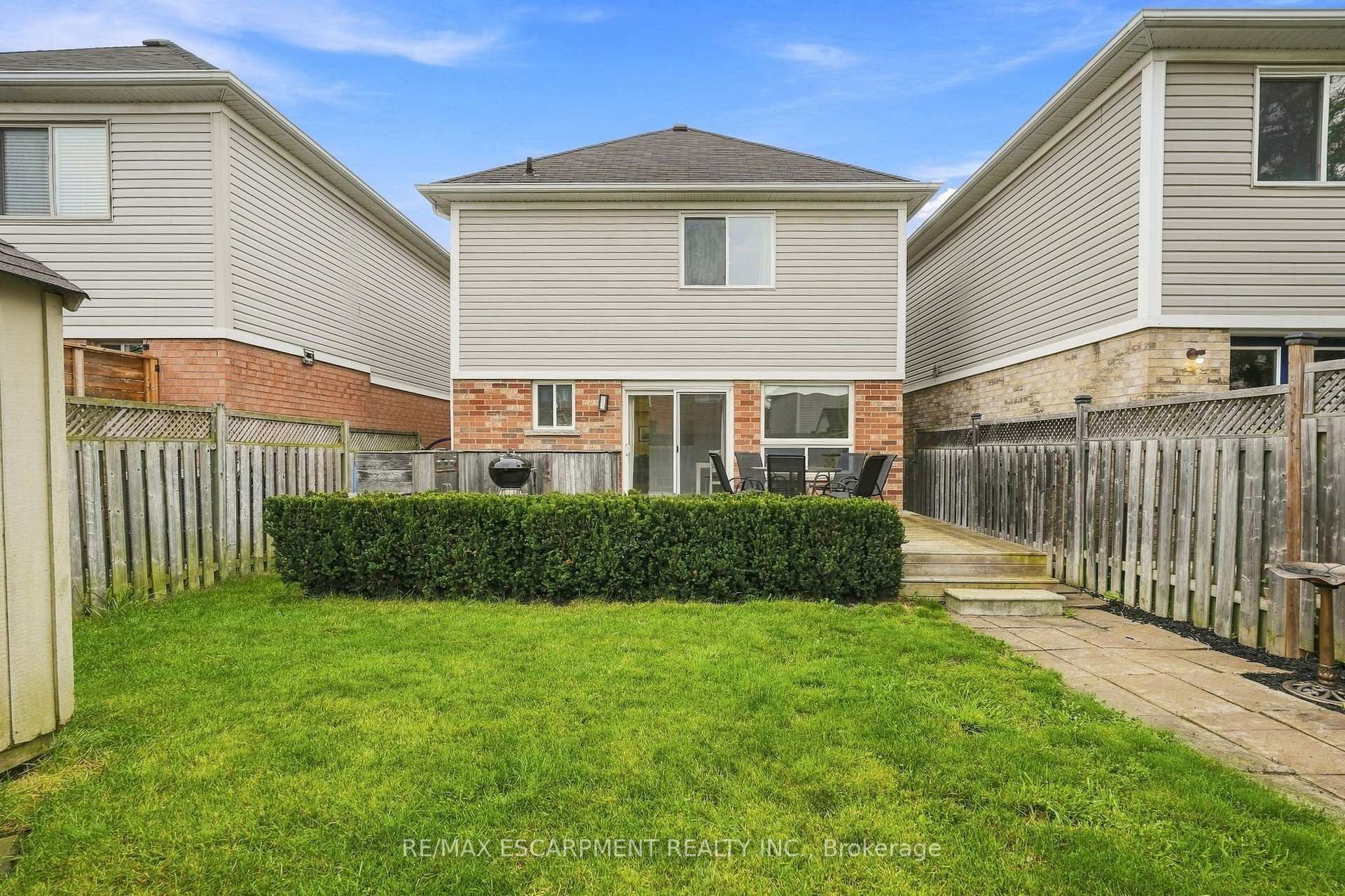 Photo 35 of 141 Cleghorn Drive, Hamilton, Binbrook — HOMEH