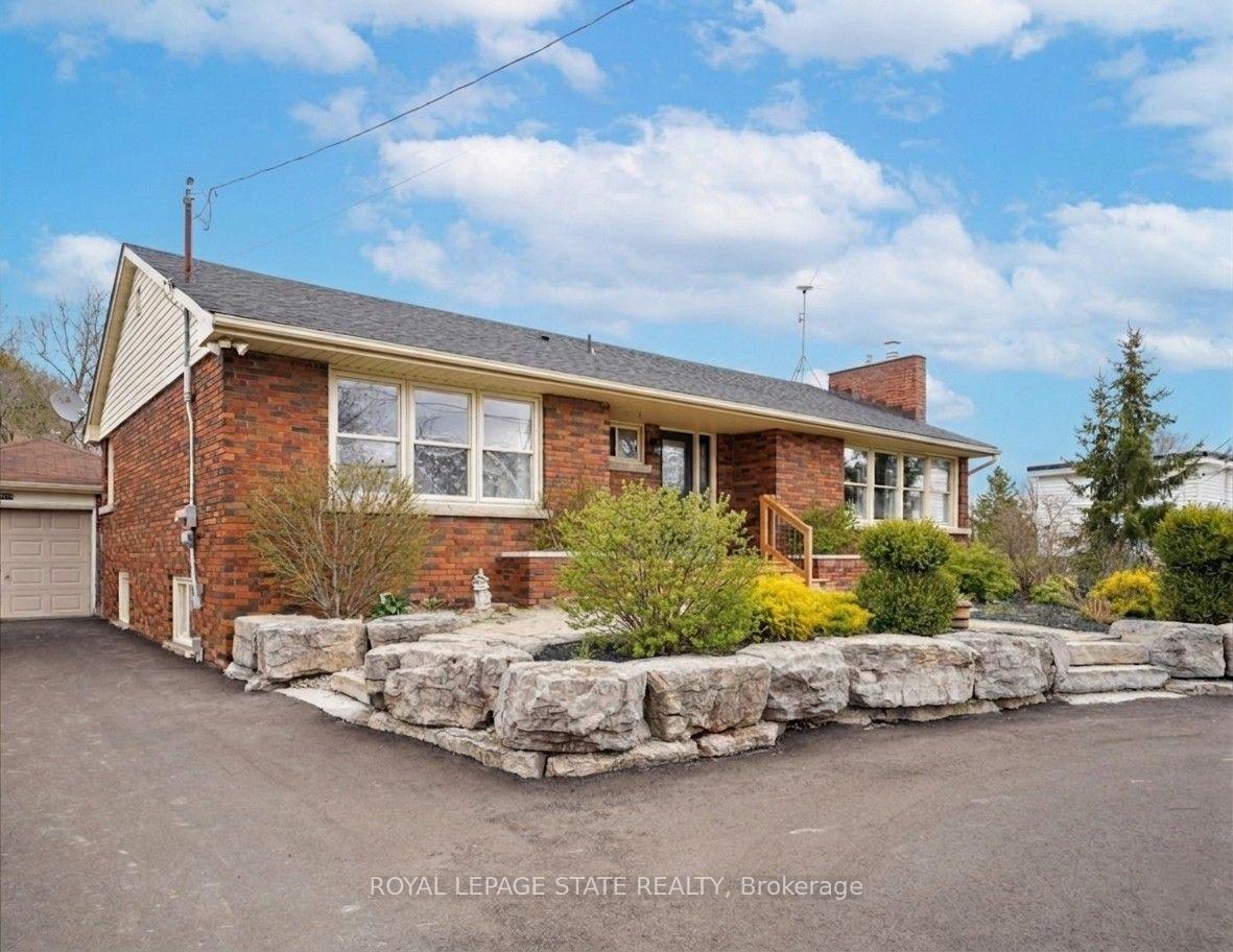 Front of 5117 Canborough Road