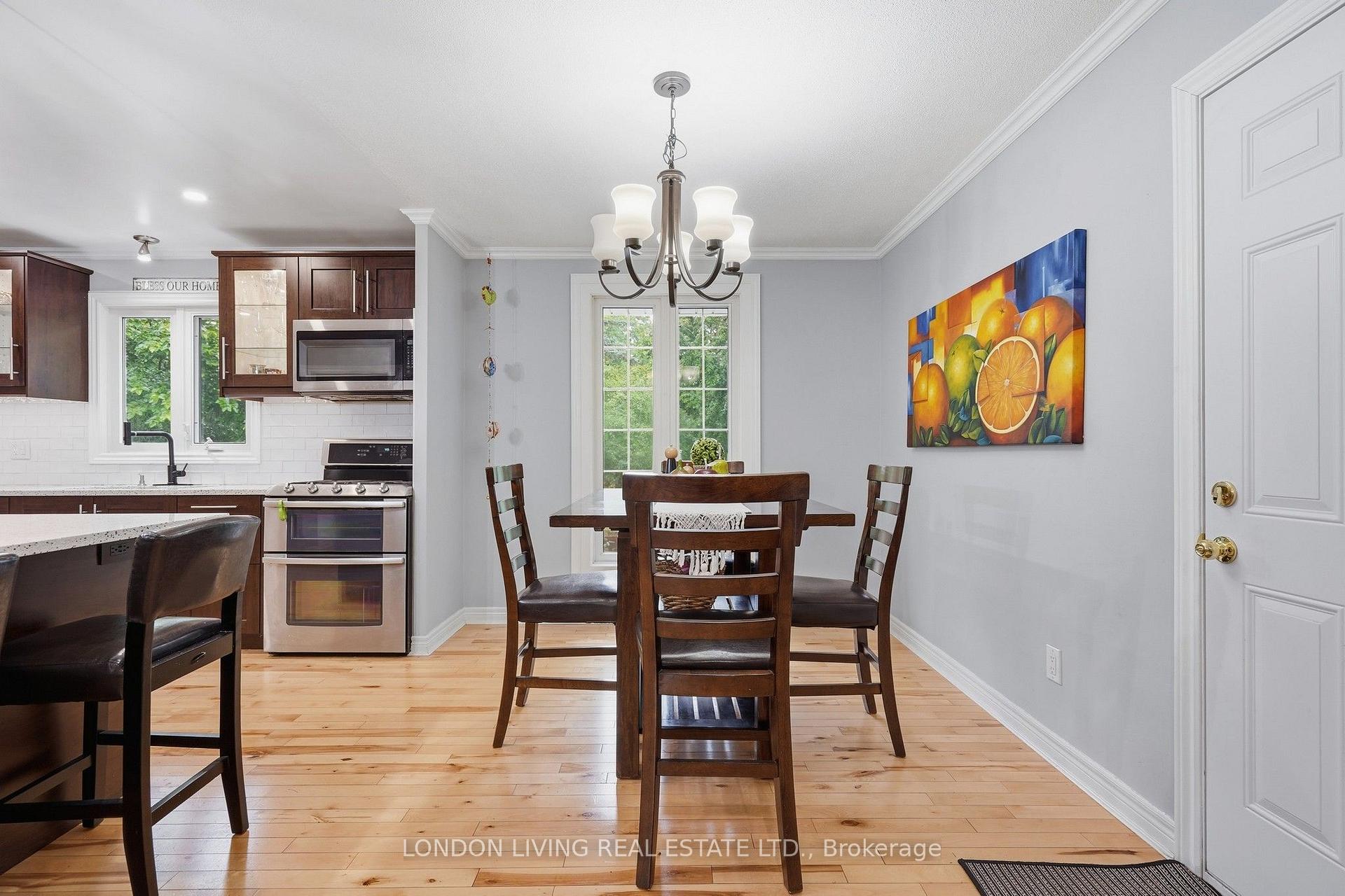 Photo 18 of 91 St Clair Court, London, South O — HOMEH