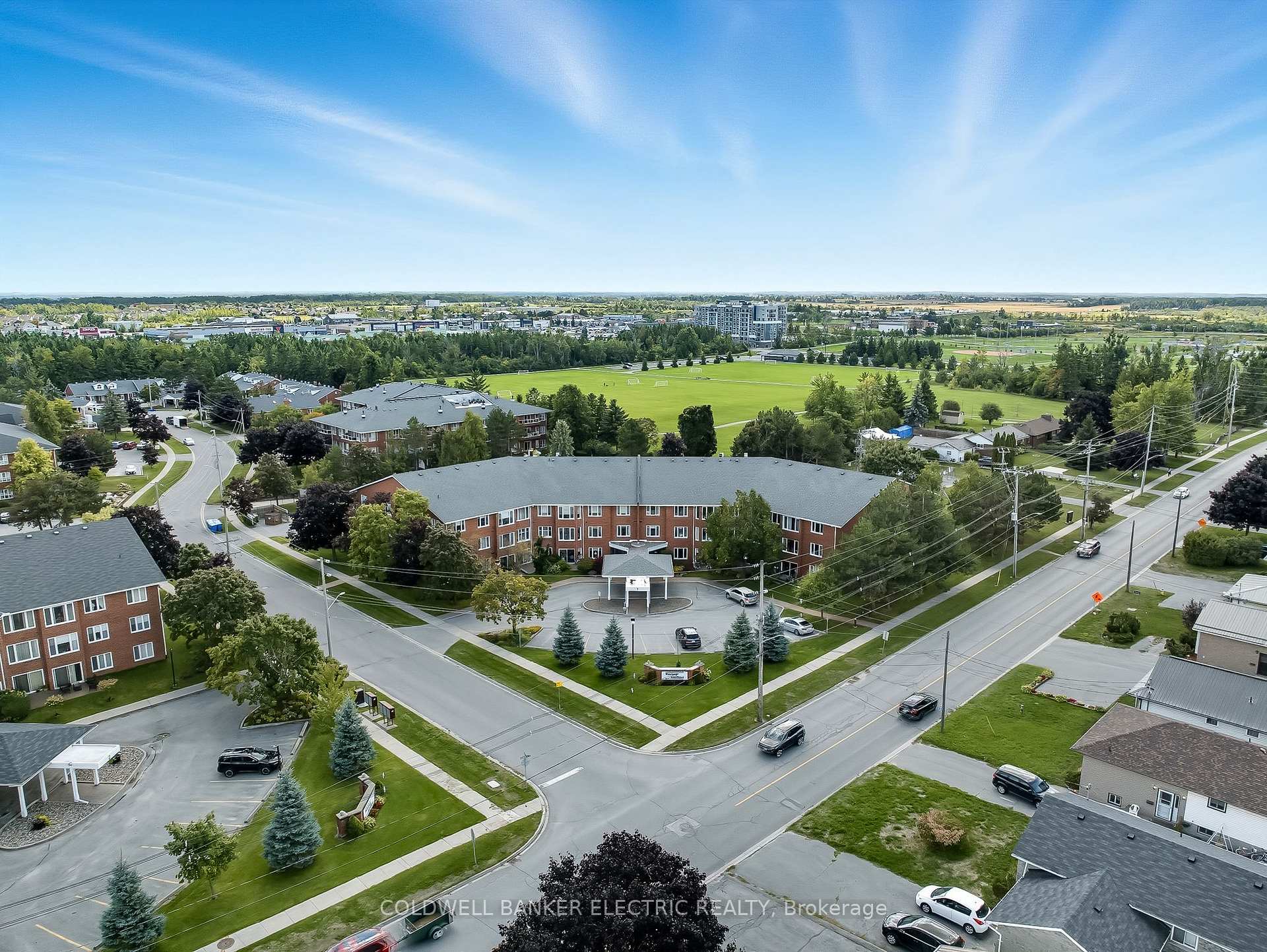 Photo 2 of Unit 301, 1 Heritage Way, Kawartha Lakes, Lindsay — HOMEH