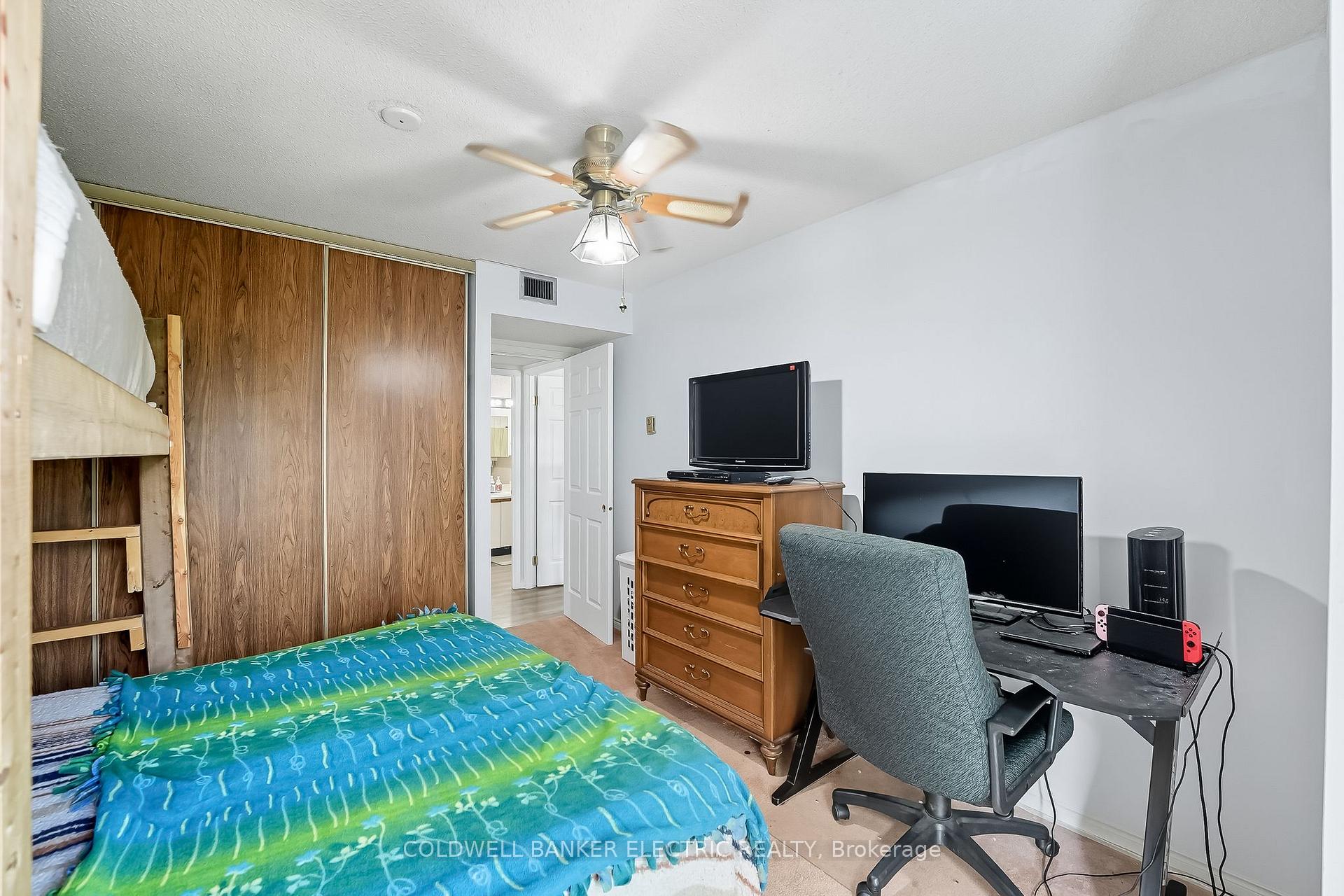 Photo 9 of Unit 301, 1 Heritage Way, Kawartha Lakes, Lindsay — HOMEH