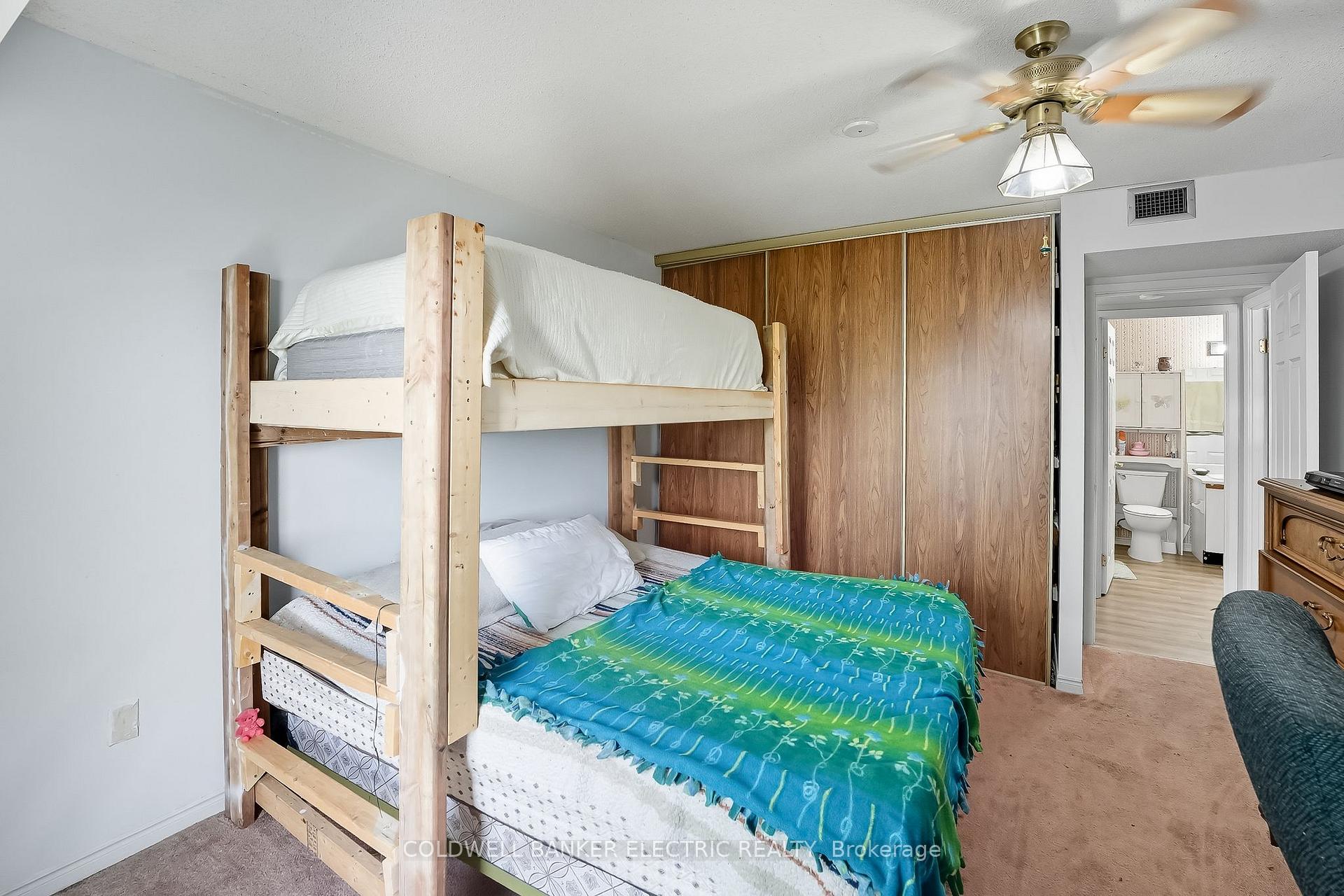 Photo 10 of Unit 301, 1 Heritage Way, Kawartha Lakes, Lindsay — HOMEH