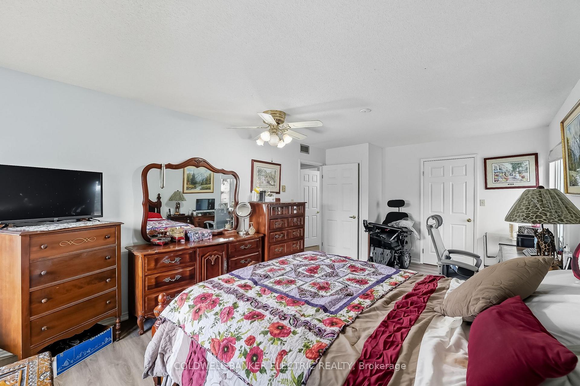 Photo 14 of Unit 301, 1 Heritage Way, Kawartha Lakes, Lindsay — HOMEH