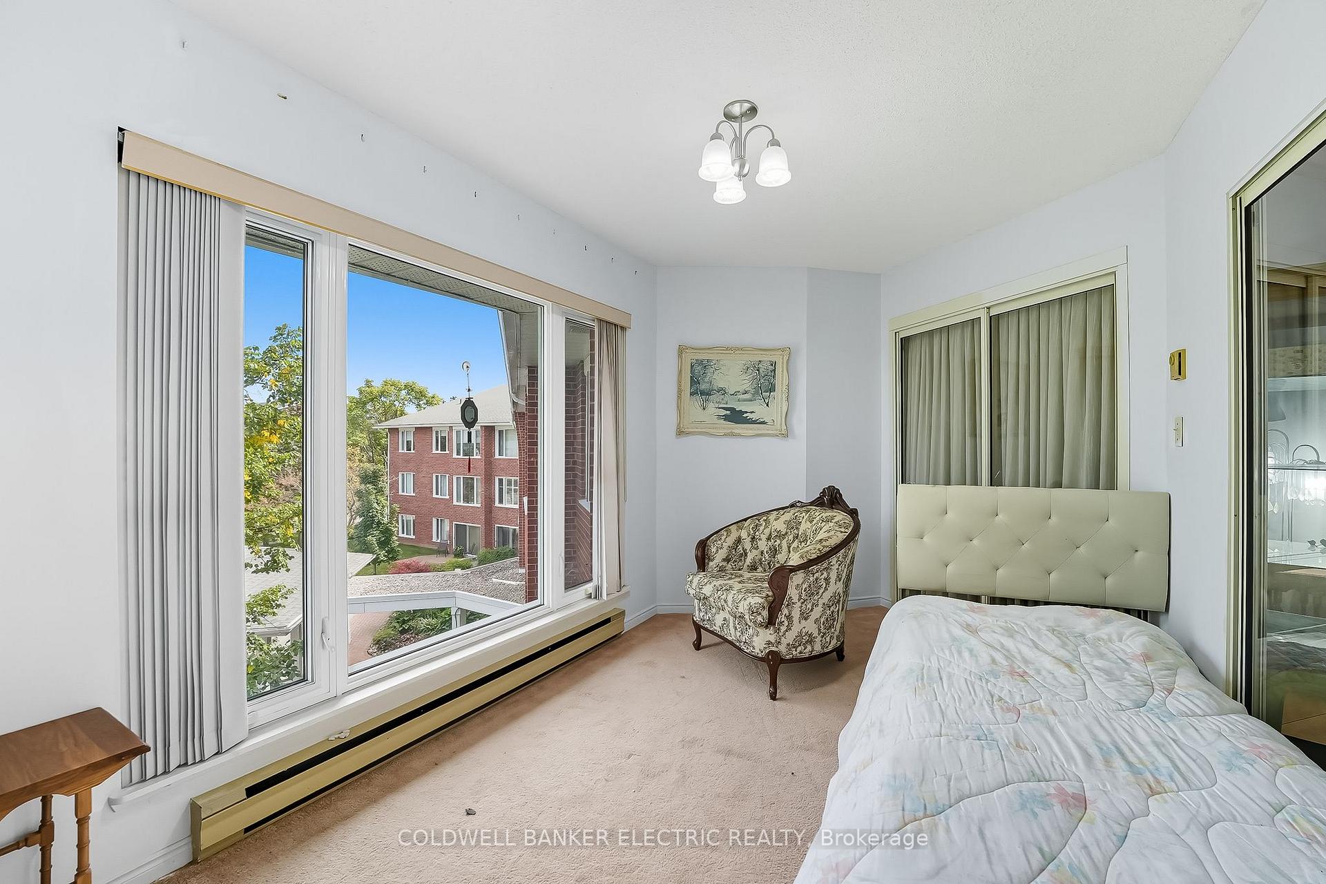 Photo 21 of Unit 301, 1 Heritage Way, Kawartha Lakes, Lindsay — HOMEH