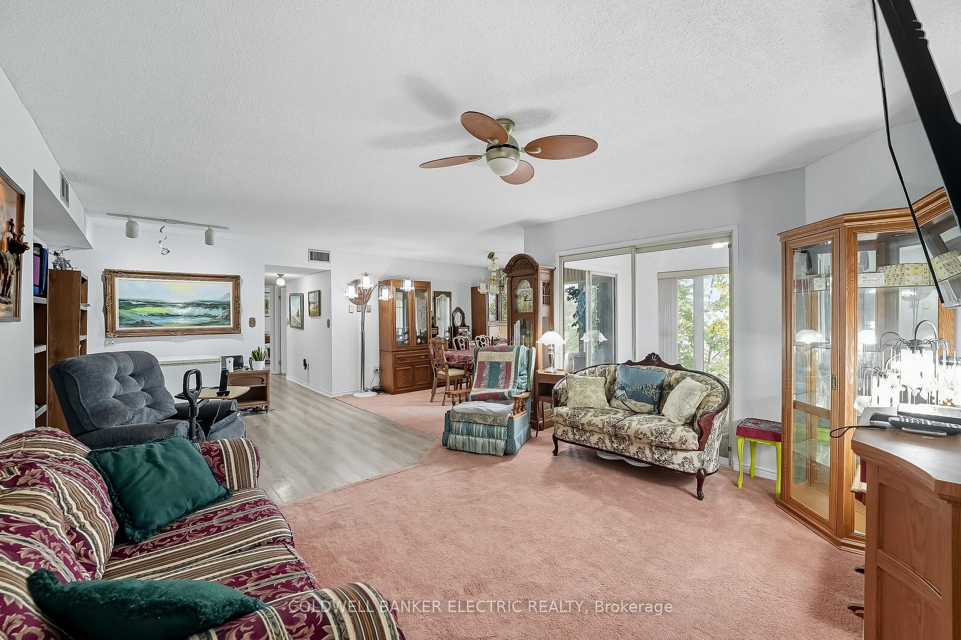 Photo 25 of Unit 301, 1 Heritage Way, Kawartha Lakes, Lindsay — HOMEH