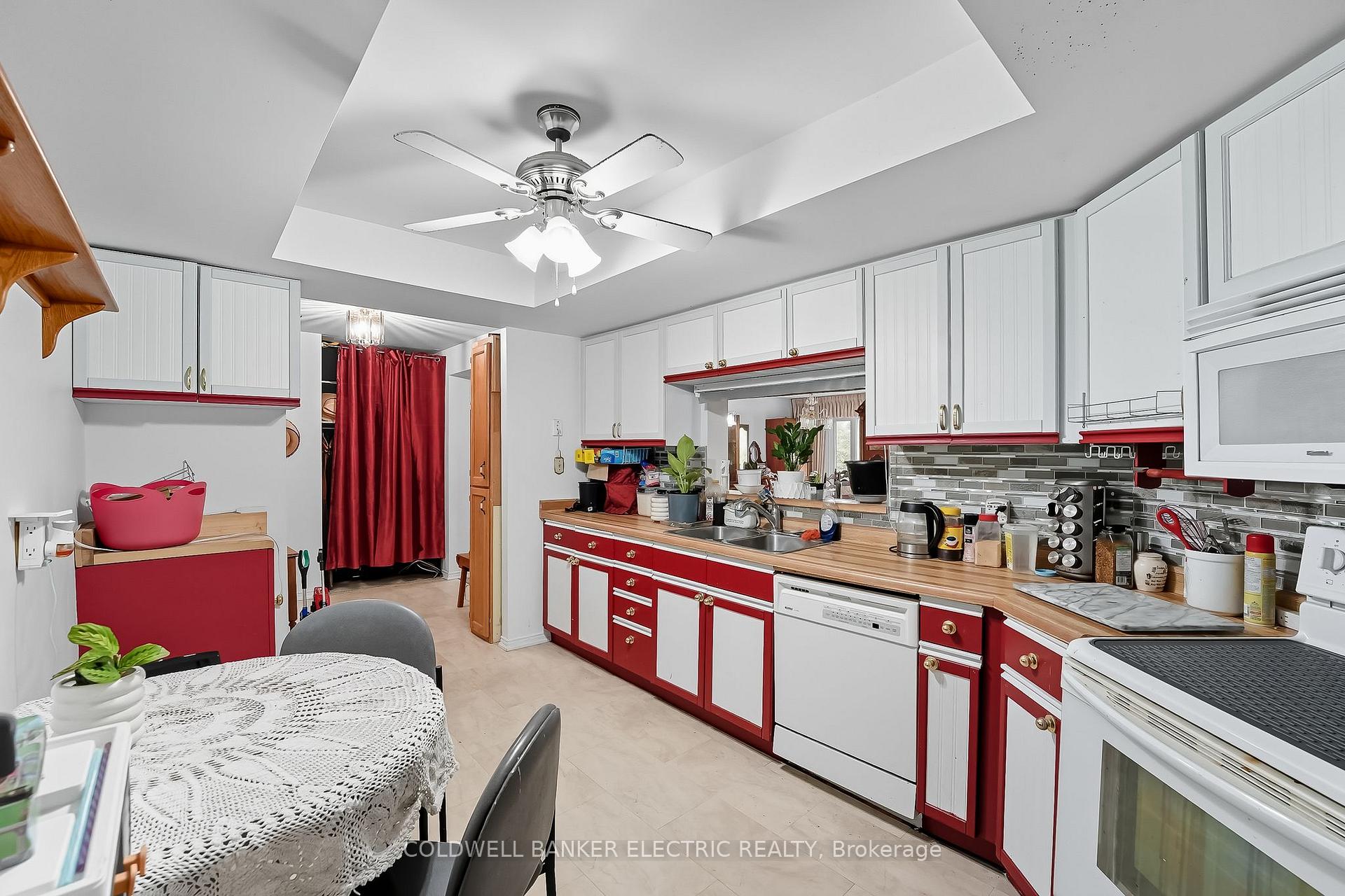 Photo 30 of Unit 301, 1 Heritage Way, Kawartha Lakes, Lindsay — HOMEH