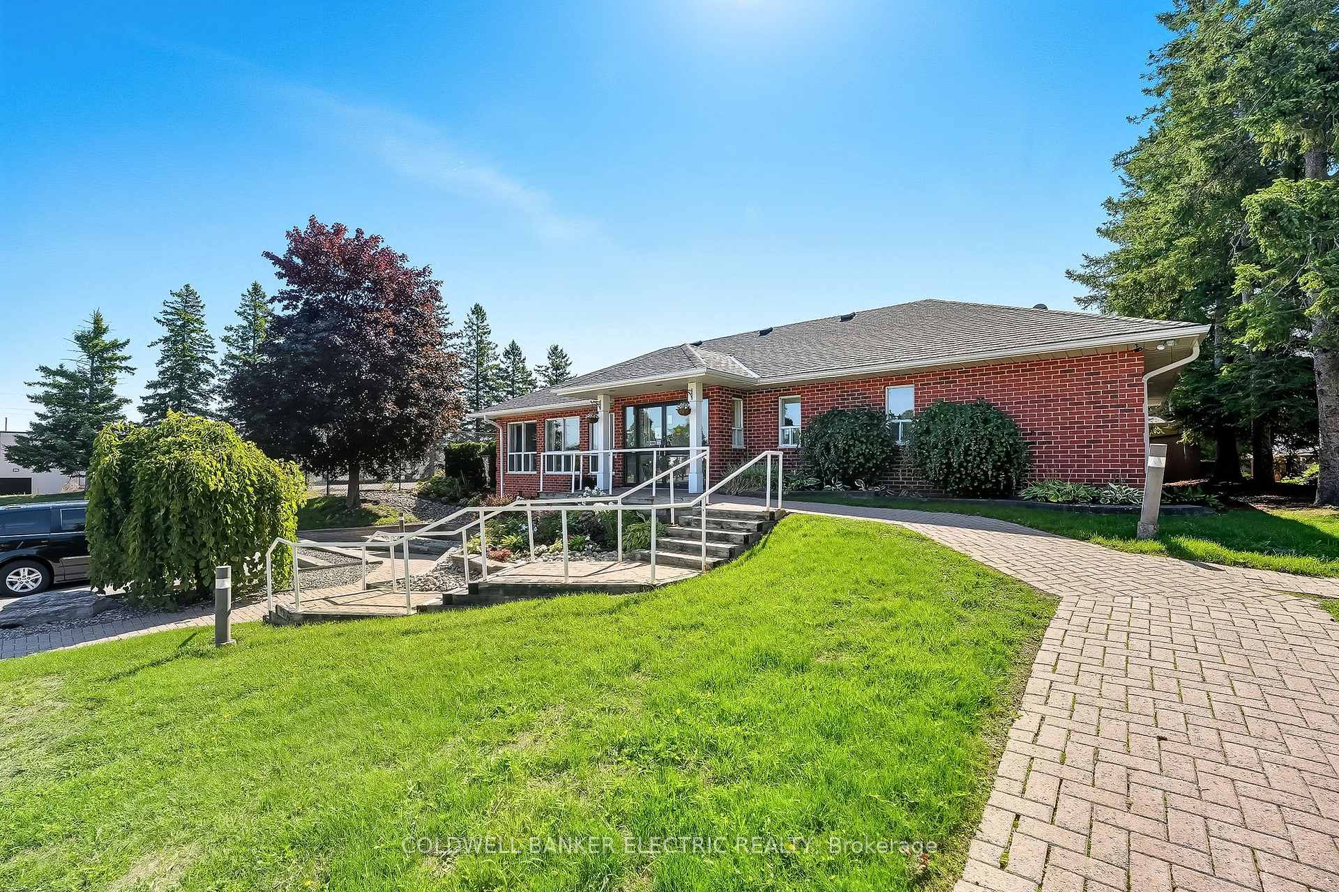 Photo 35 of Unit 301, 1 Heritage Way, Kawartha Lakes, Lindsay — HOMEH