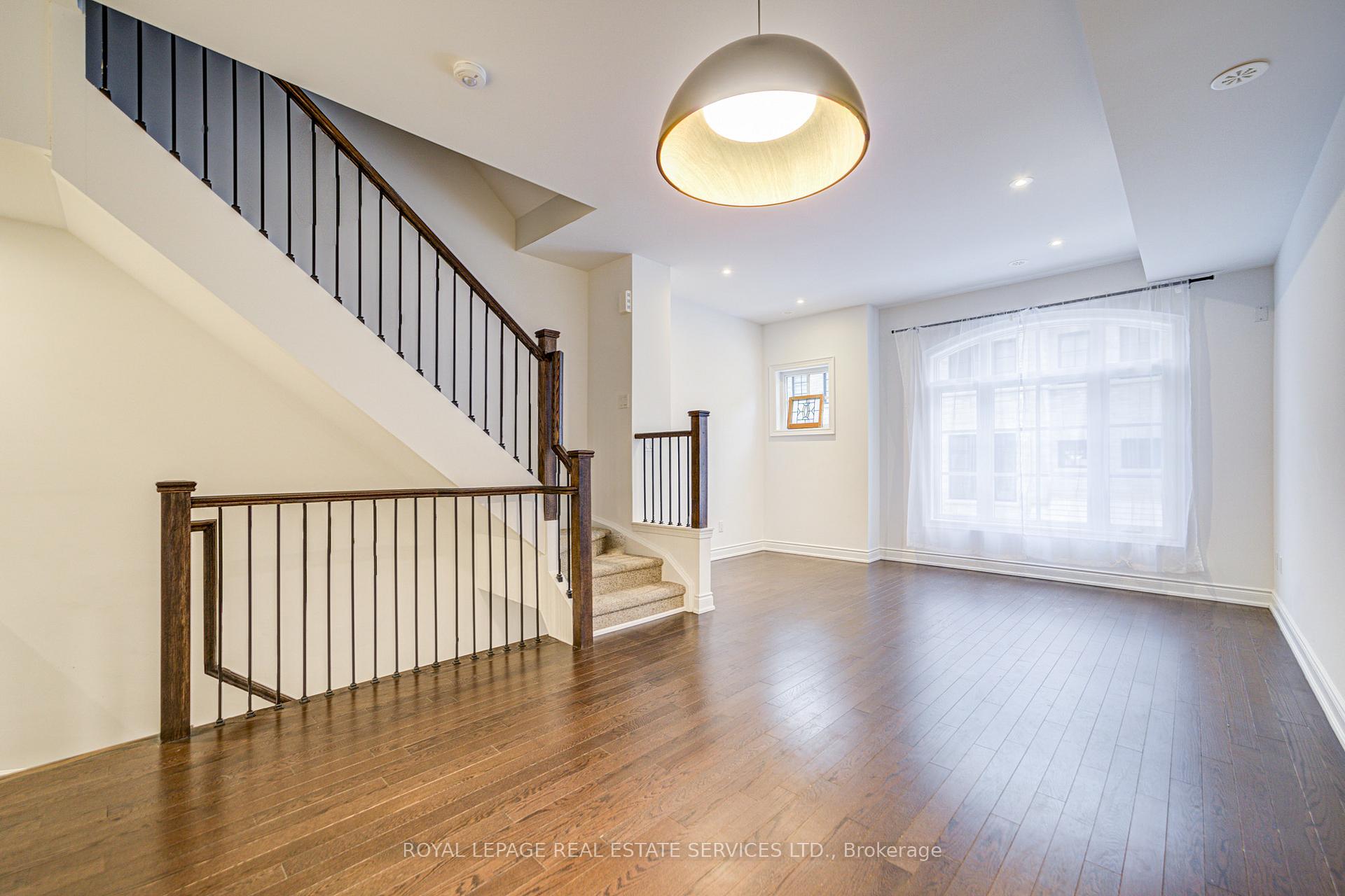 Photo 11 of Unit 47, 30 Lunar Crescent, Mississauga, Streetsville — HOMEH