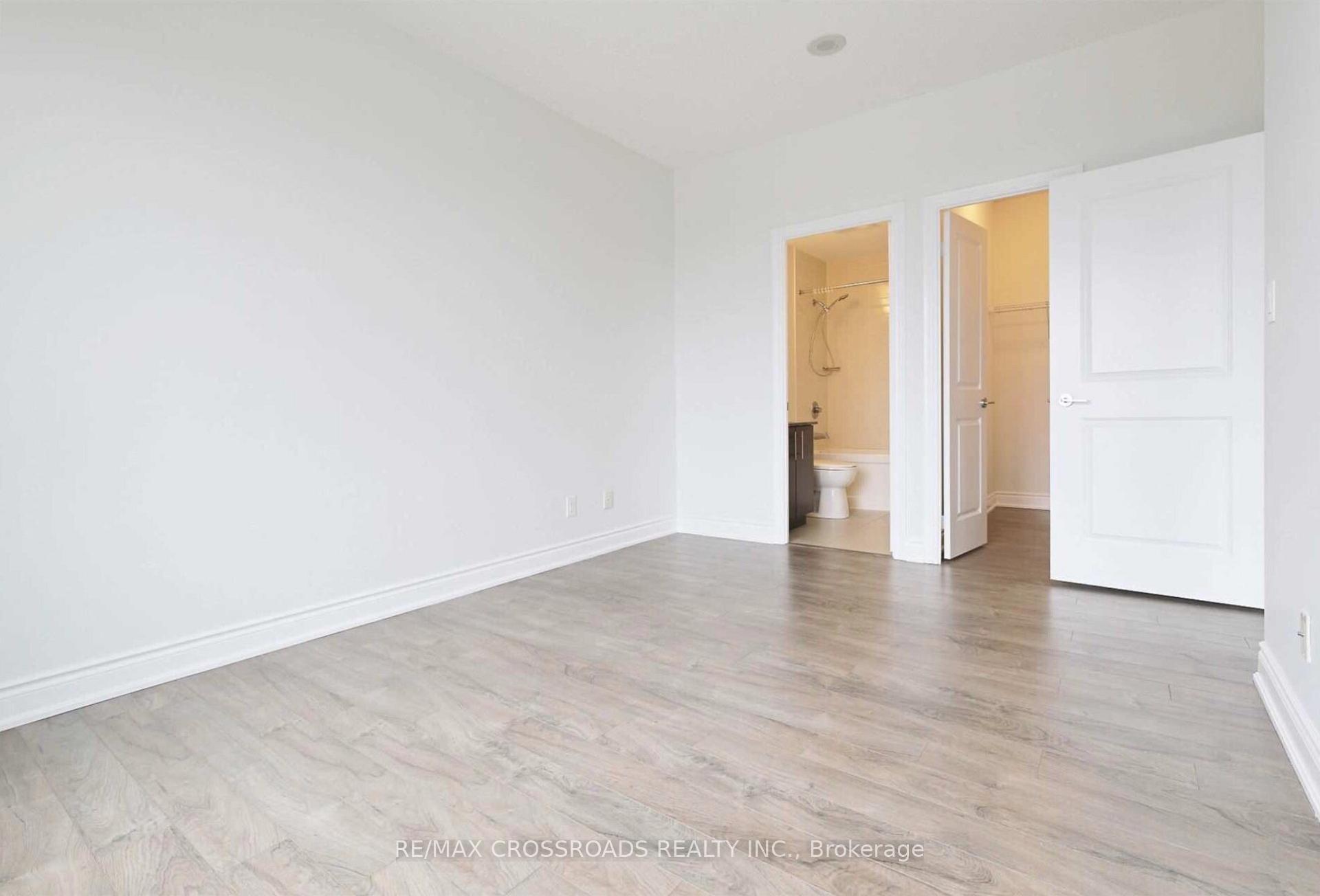 Photo 8 of Unit 906, 325 South Park Road, Markham, Commerce Valley — HOMEH
