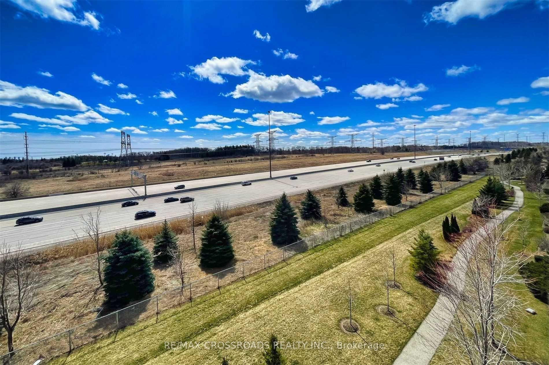 Photo 13 of Unit 906, 325 South Park Road, Markham, Commerce Valley — HOMEH