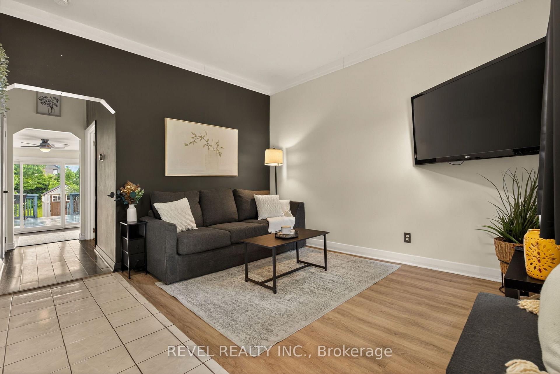 Photo 4 of 153 Ferrie Street E, Hamilton, North End — HOMEH