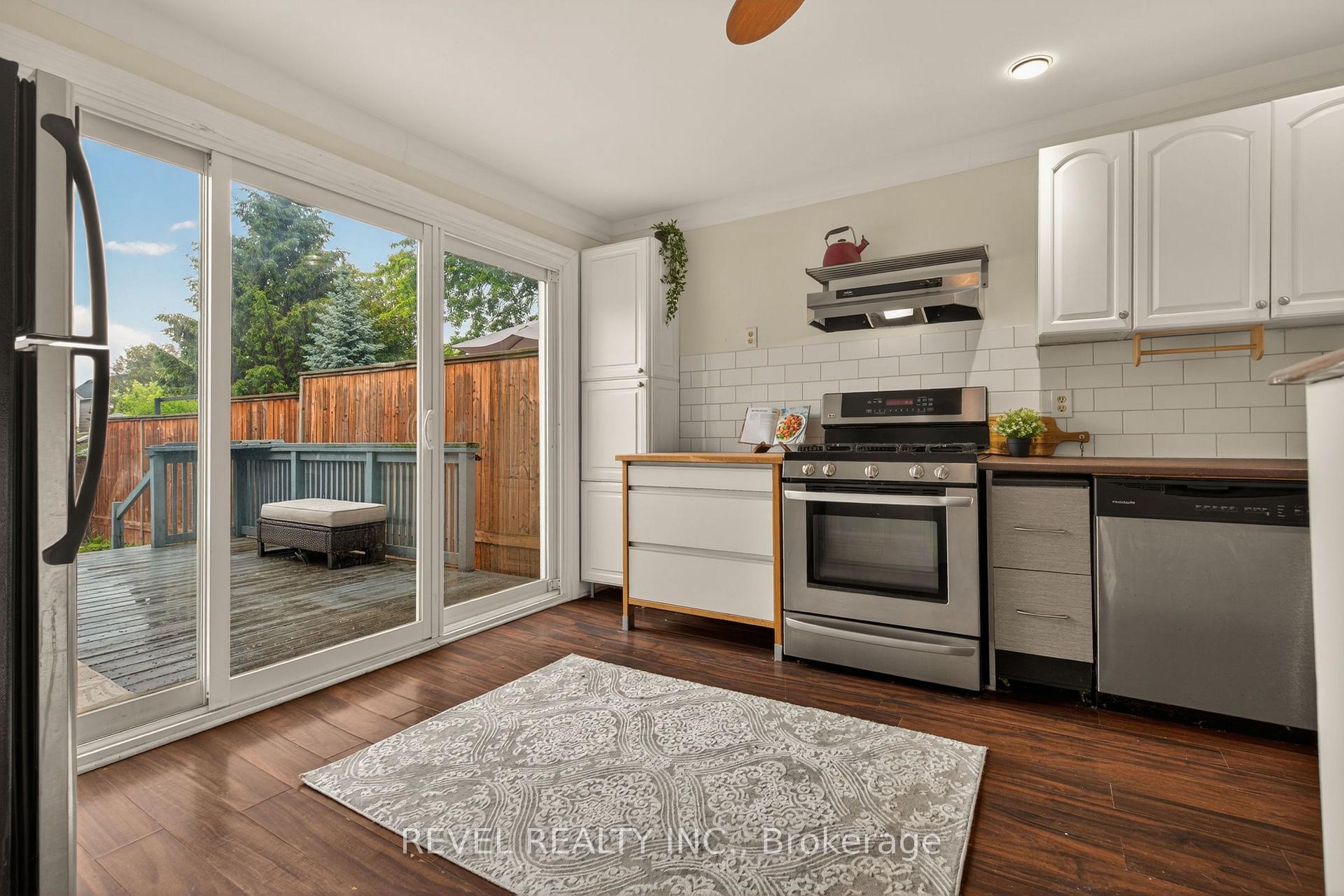 Photo 24 of 153 Ferrie Street E, Hamilton, North End — HOMEH