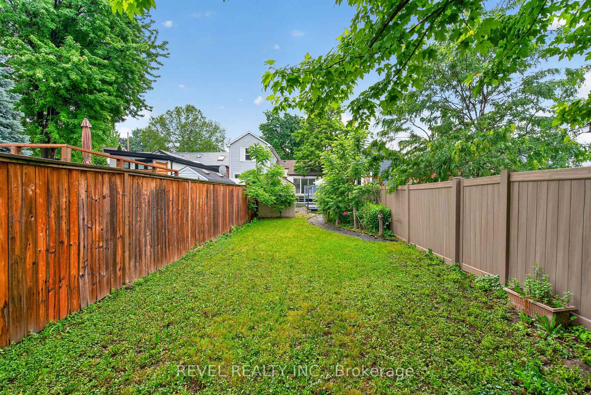Photo 48 of 153 Ferrie Street E, Hamilton, North End — HOMEH