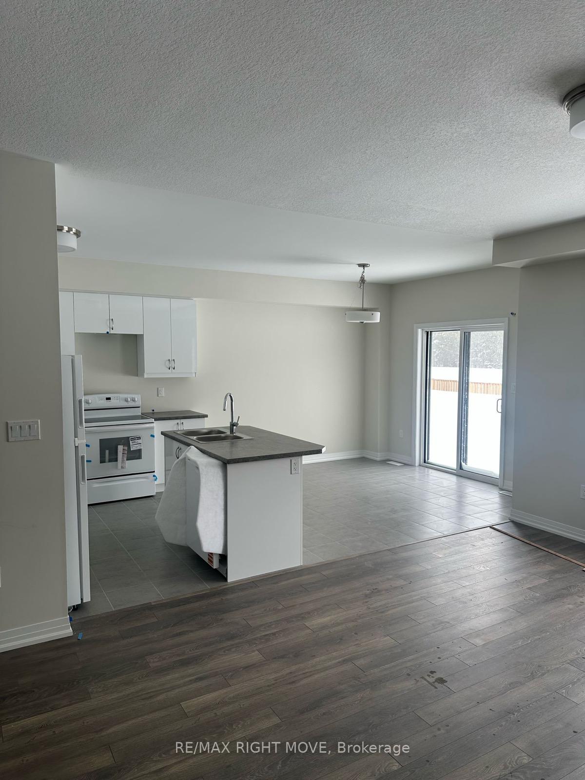 Photo 6 of 3022 Sandy Acres Avenue, Severn, West Shore — HOMEH