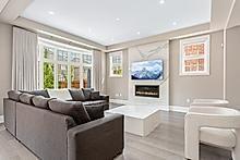 Photo 13 of 12 John Henry Street, Vaughan, Kleinburg — HOMEH