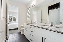 Photo 51 of 12 John Henry Street, Vaughan, Kleinburg — HOMEH
