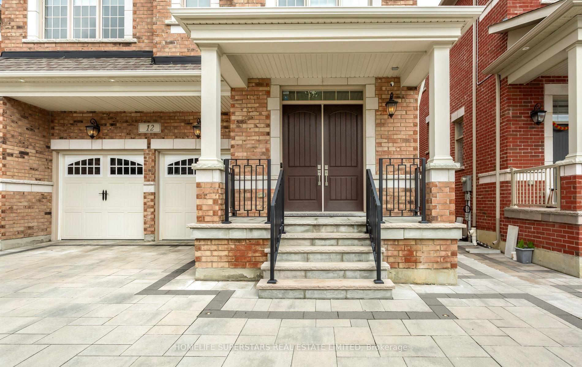 Photo 4 of 12 John Henry Street, Vaughan, Kleinburg — HOMEH