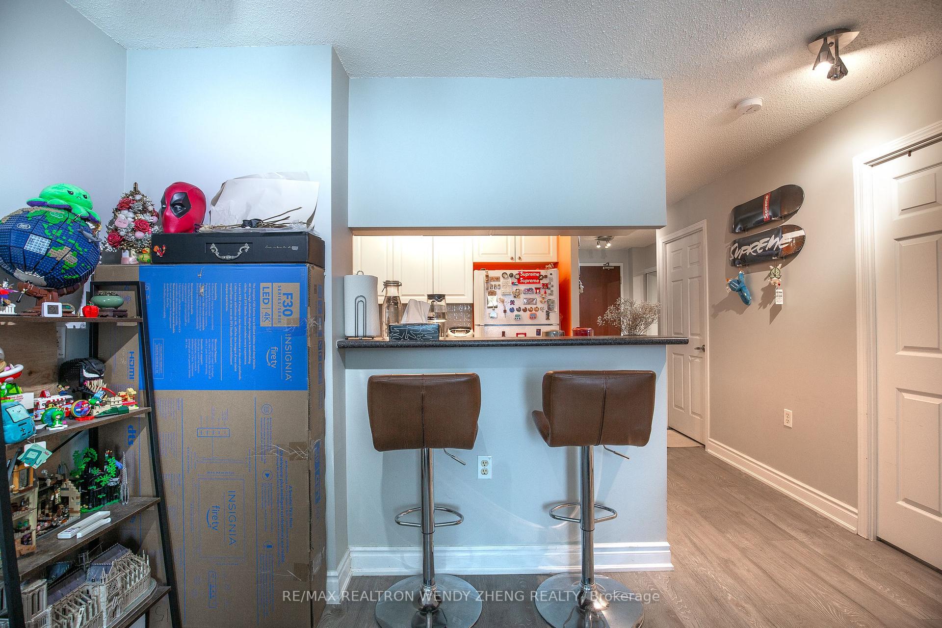 Photo 11 of Unit 208, 28 Olive Avenue, North York, Willowdale East — HOMEH