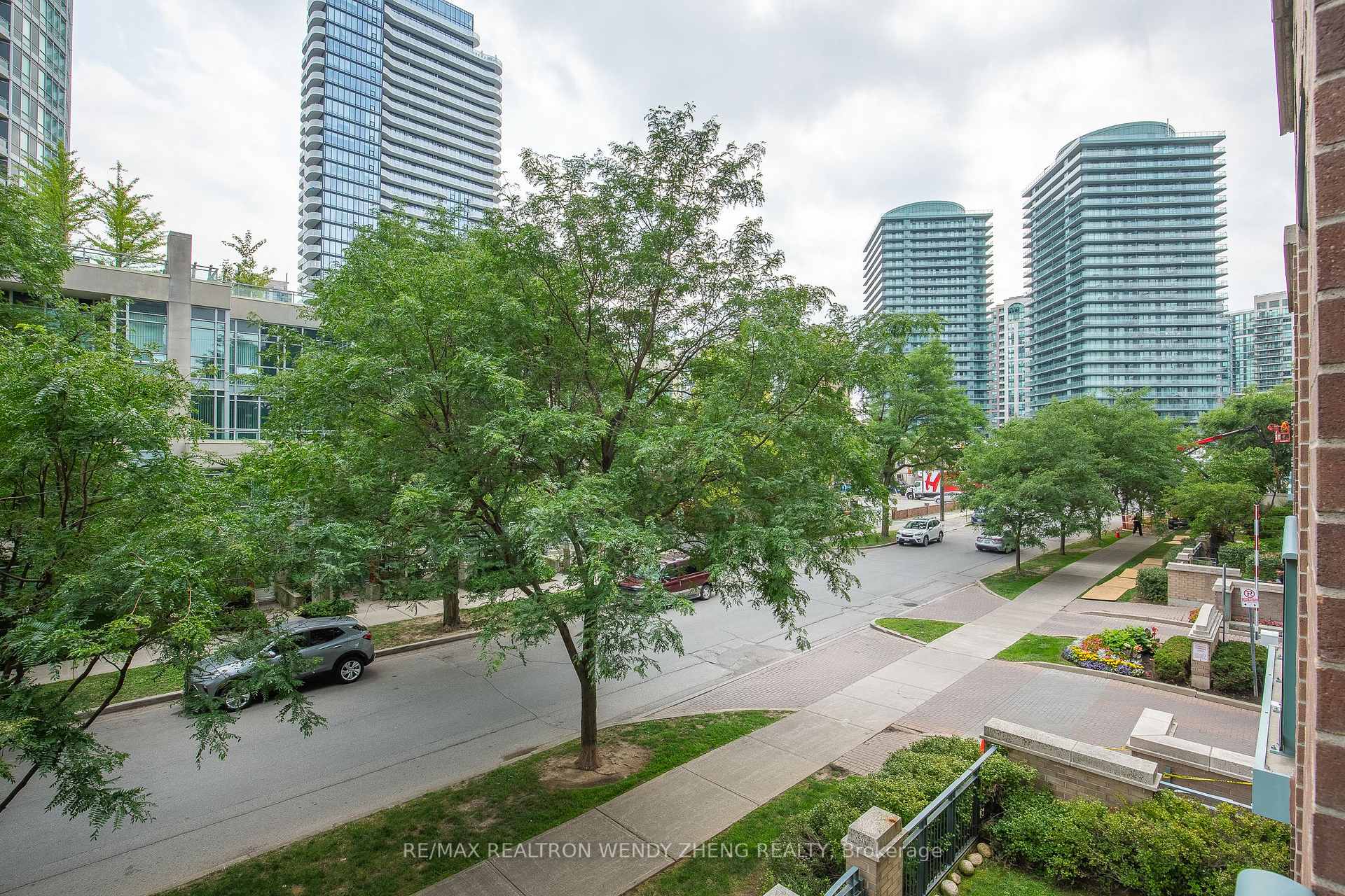 Photo 25 of Unit 208, 28 Olive Avenue, North York, Willowdale East — HOMEH